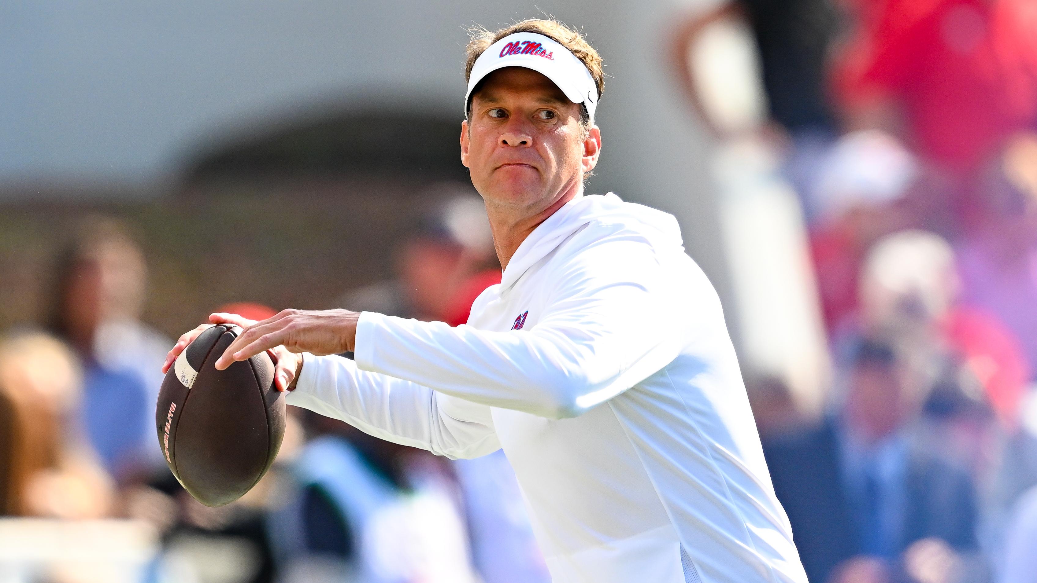 Lane Kiffin Lists Mississippi Home for $2.7M After Leaving Ole Miss for LSU HC Job