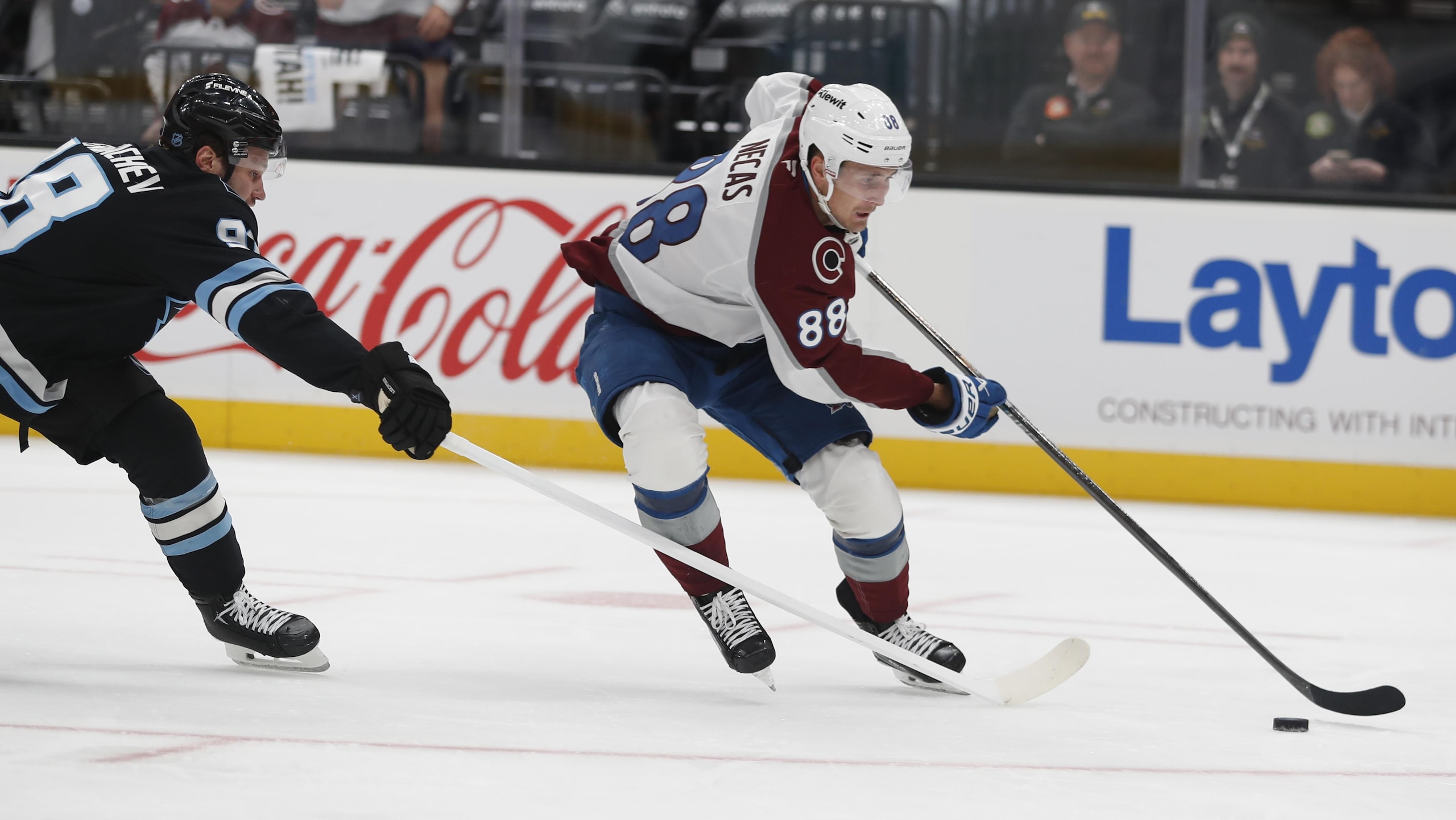 Avalanche v Utah Mammoth
