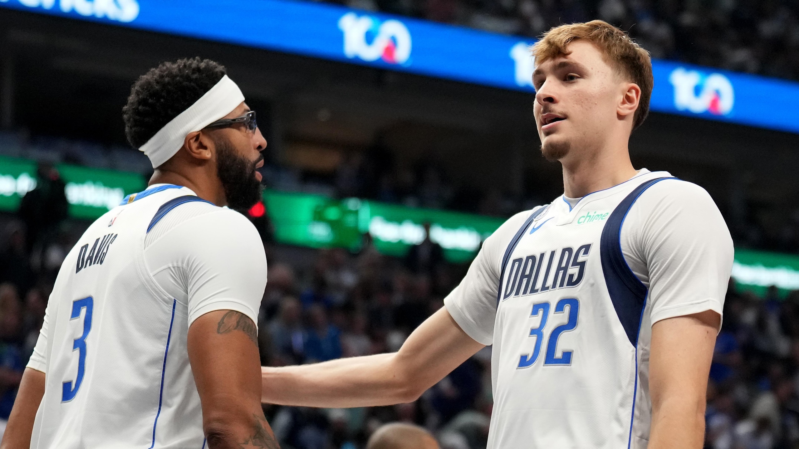 San Antonio Spurs v Dallas Mavericks