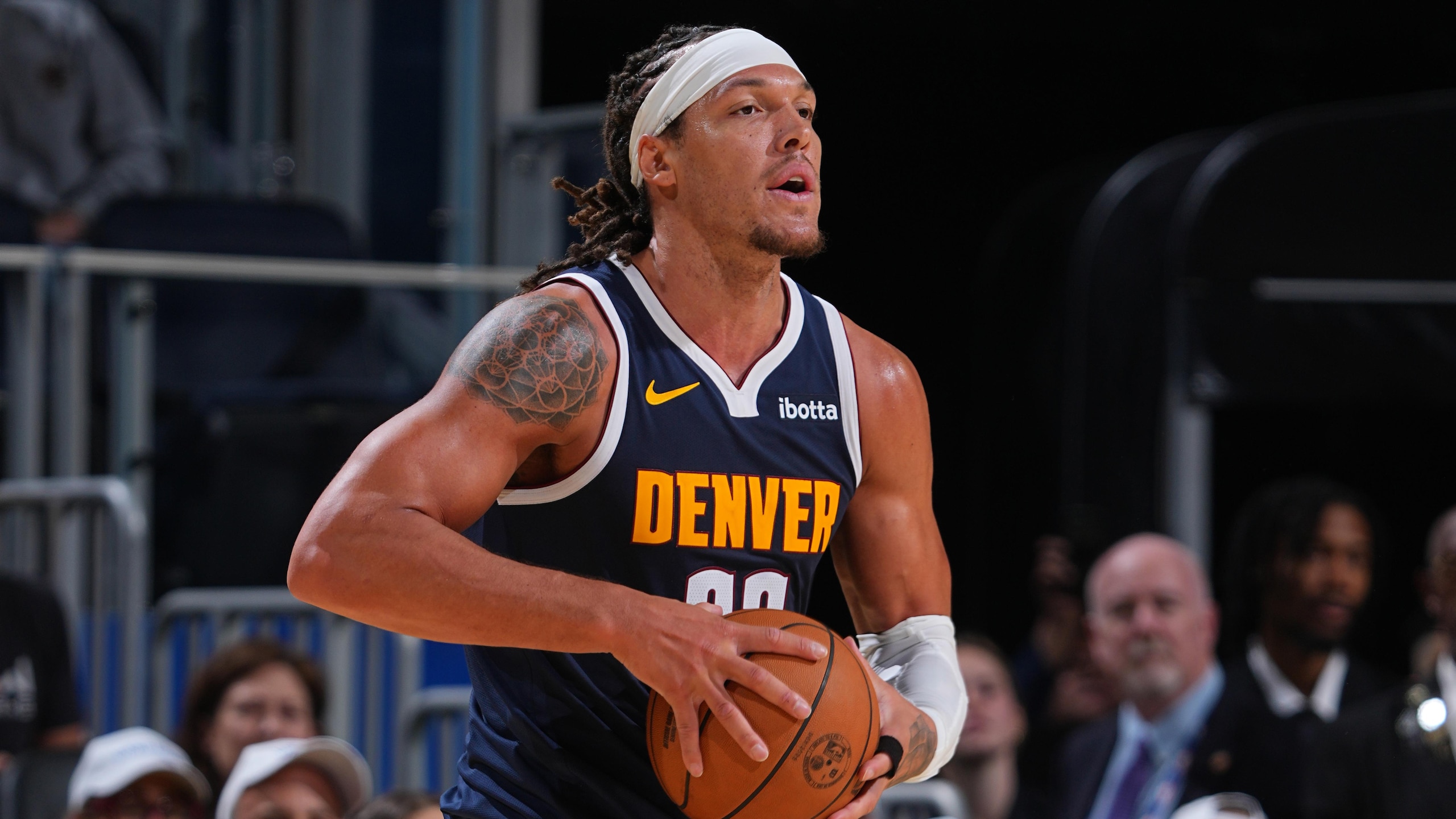 Denver Nuggets v Golden State Warriors