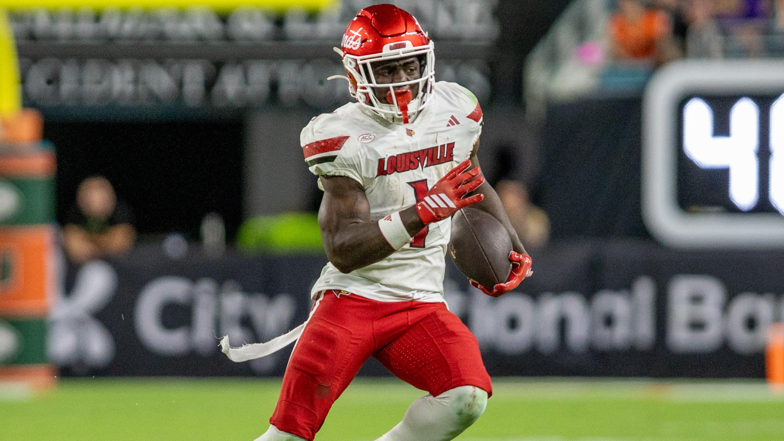 Louisville v Miami