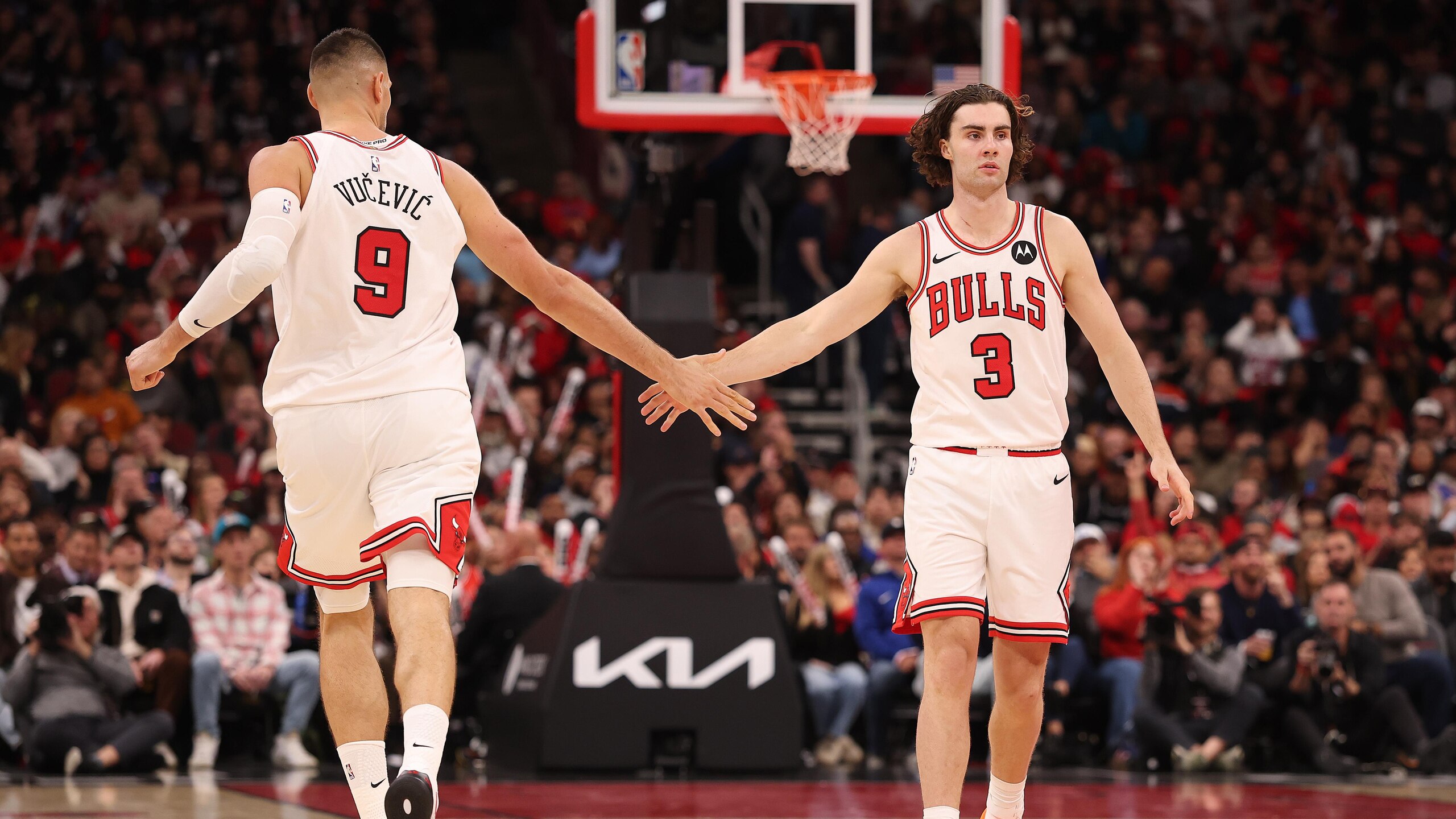 Detroit Pistons v Chicago Bulls Detroit Pistons v Chicago Bulls