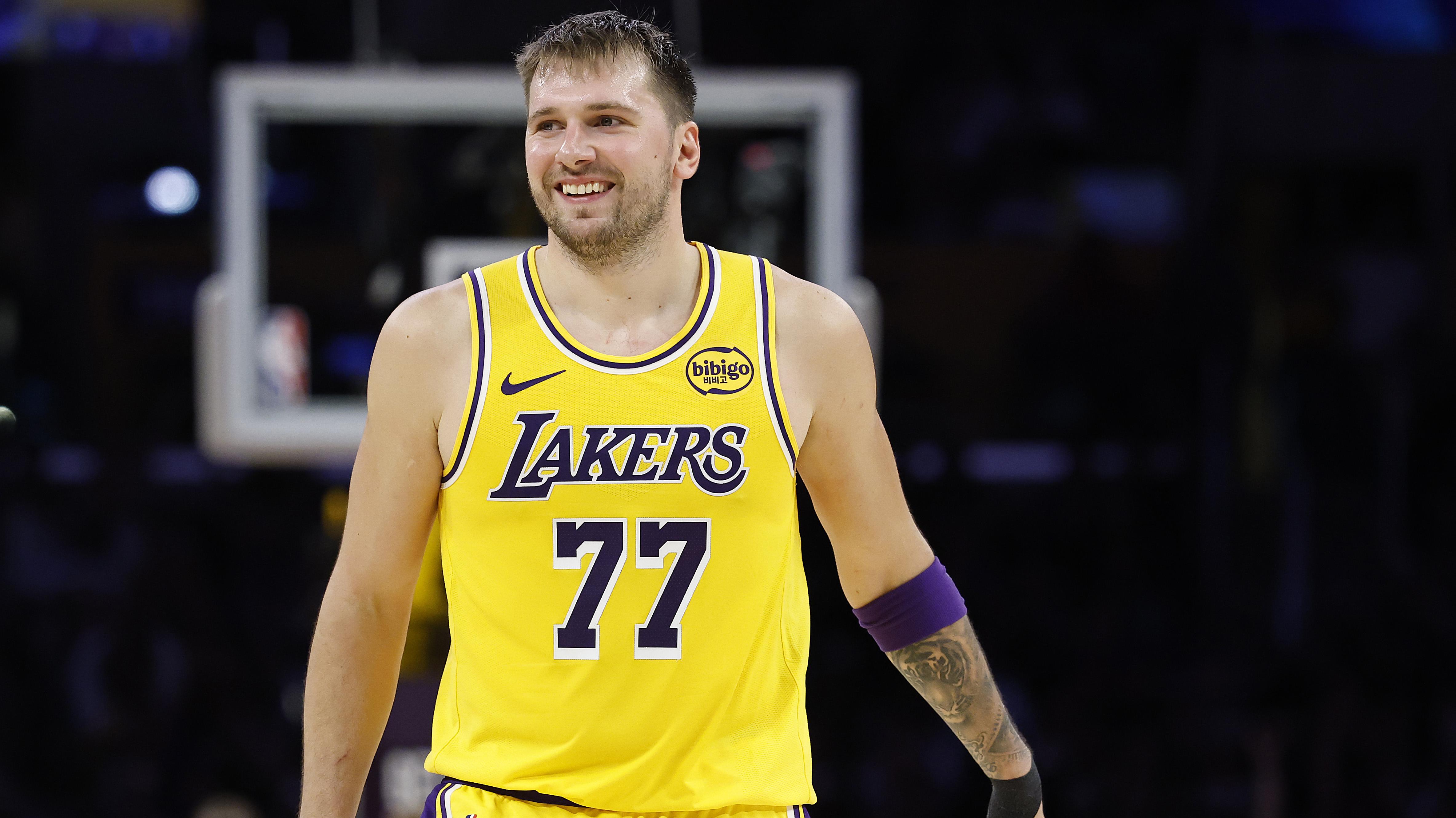 Minnesota TImberwolves v Los Angeles Lakers