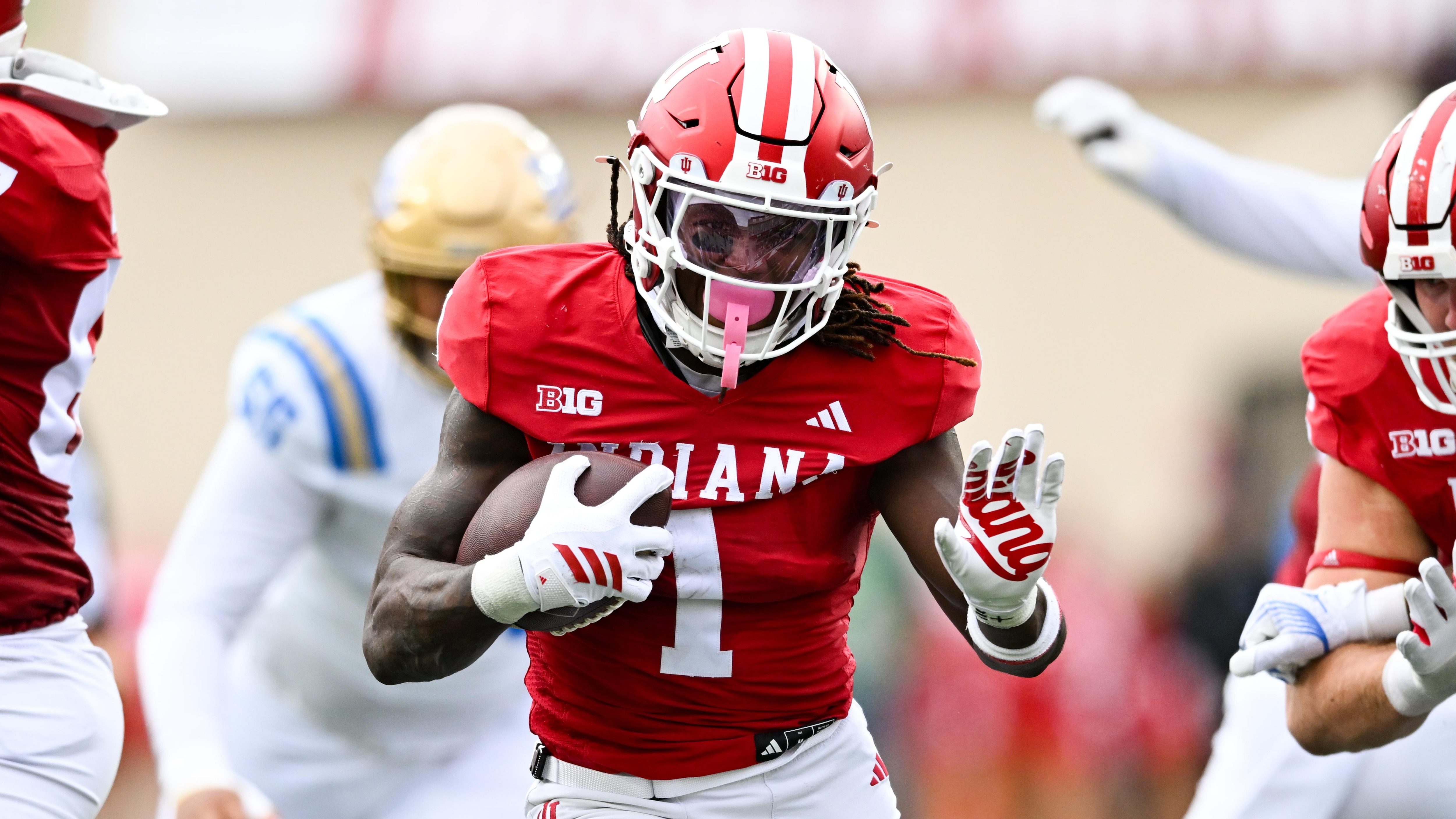 COLLEGE FOOTBALL: OCT 25 UCLA at Indiana
