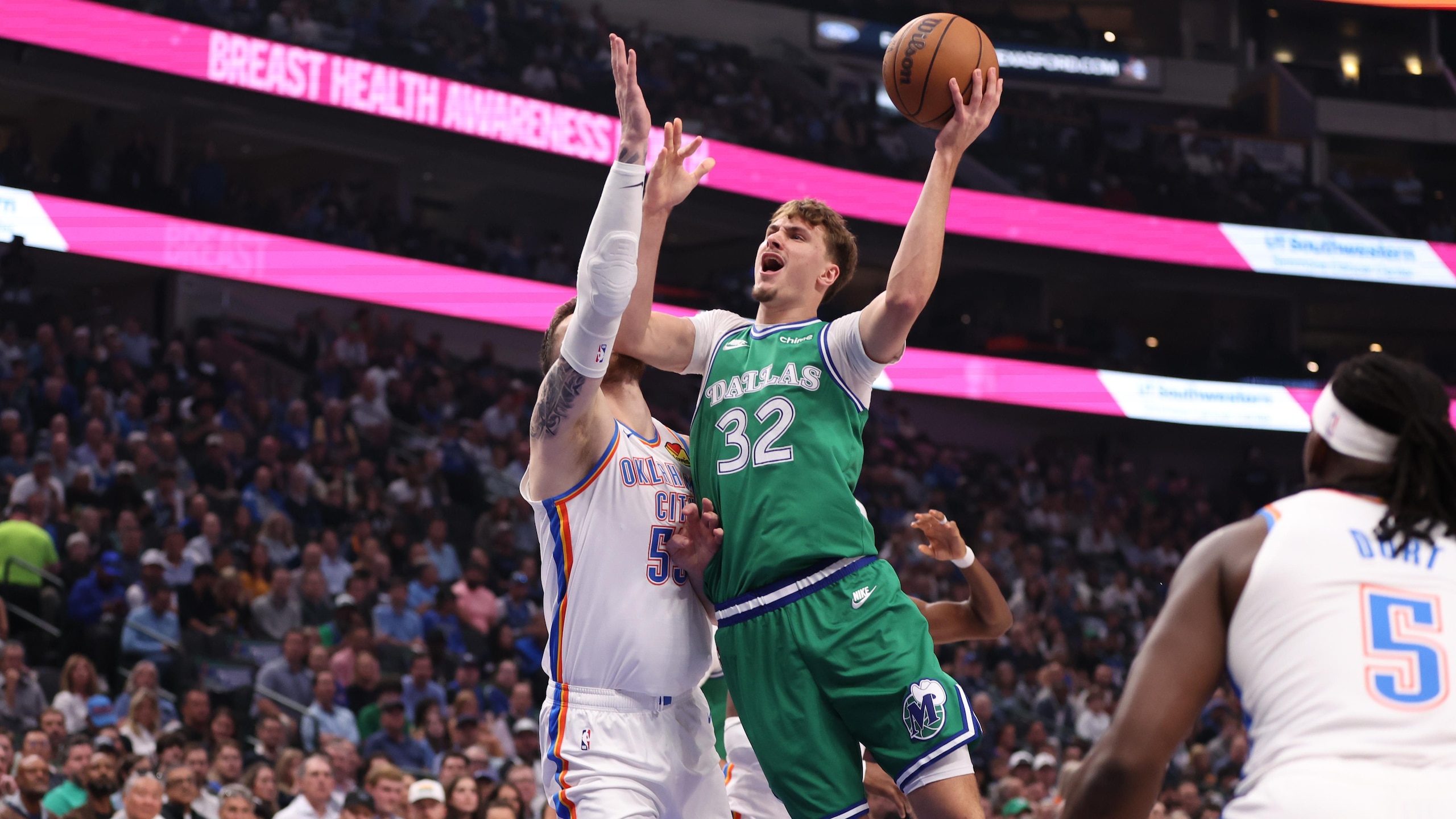 Oklahoma City Thunder v Dallas Mavericks Oklahoma City Thunder v Dallas Mavericks
