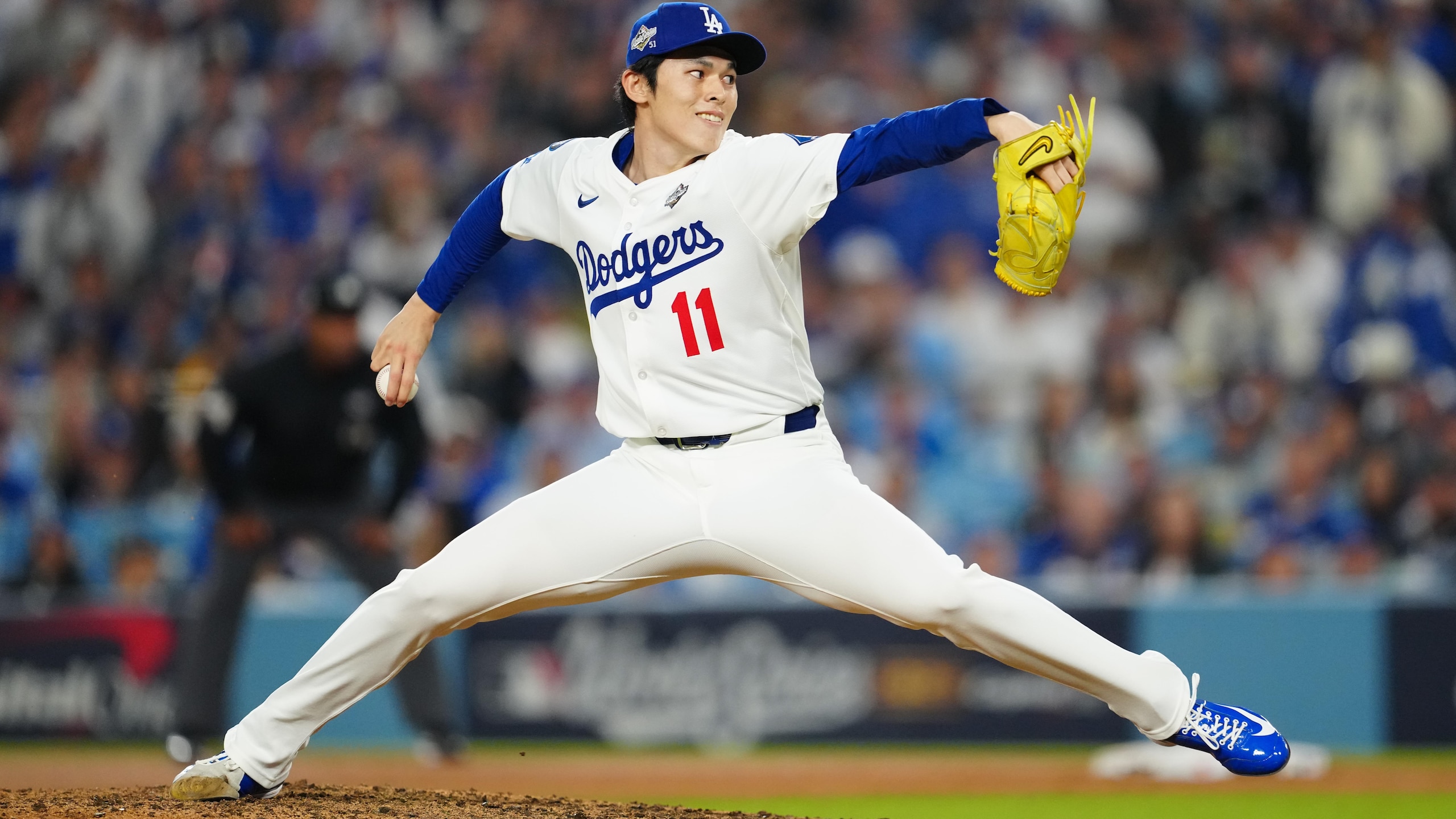 World Series - Toronto Blue Jays v Los Angeles Dodgers - Game 3