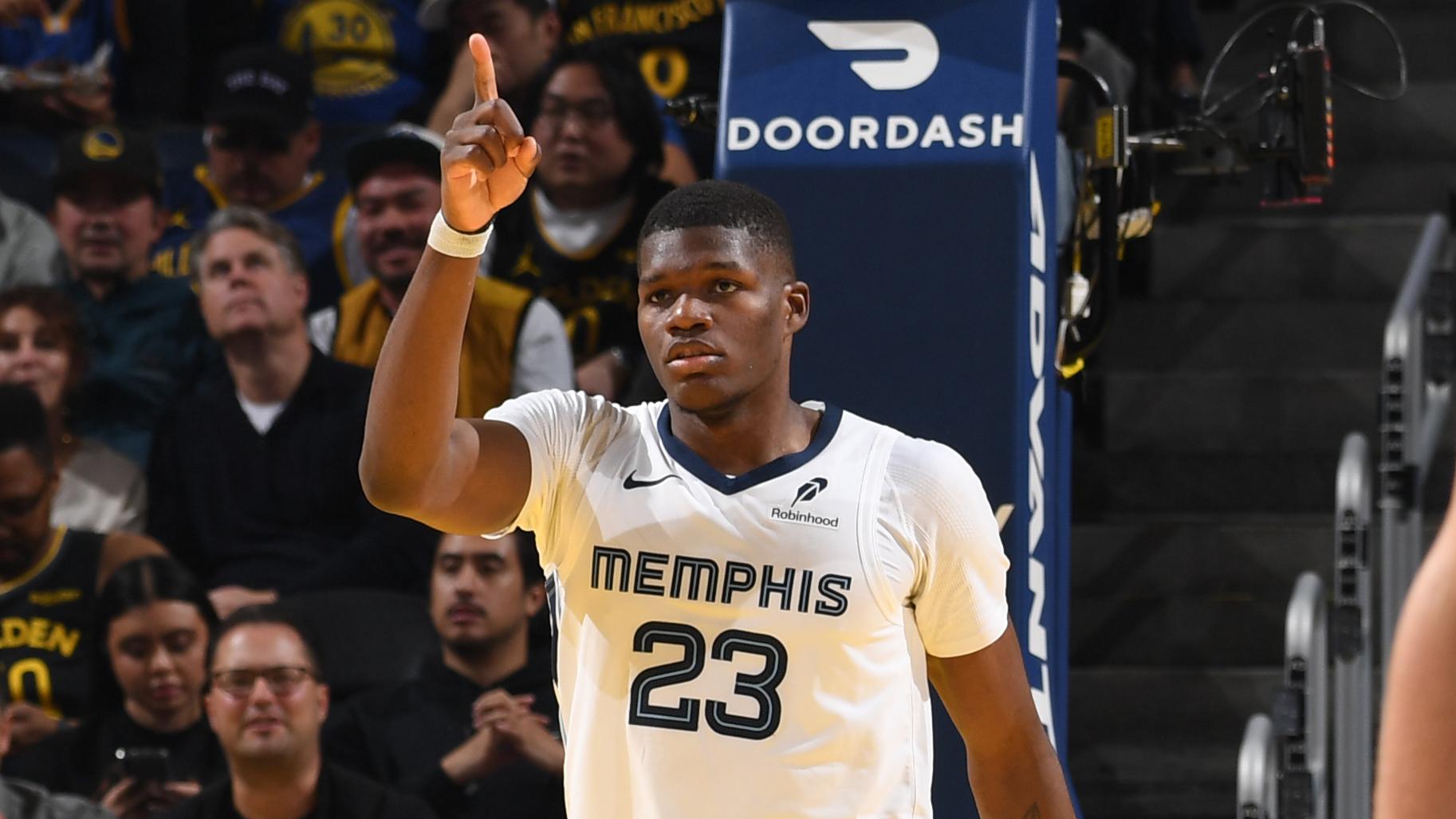 Memphis Grizzlies v Golden State Warriors