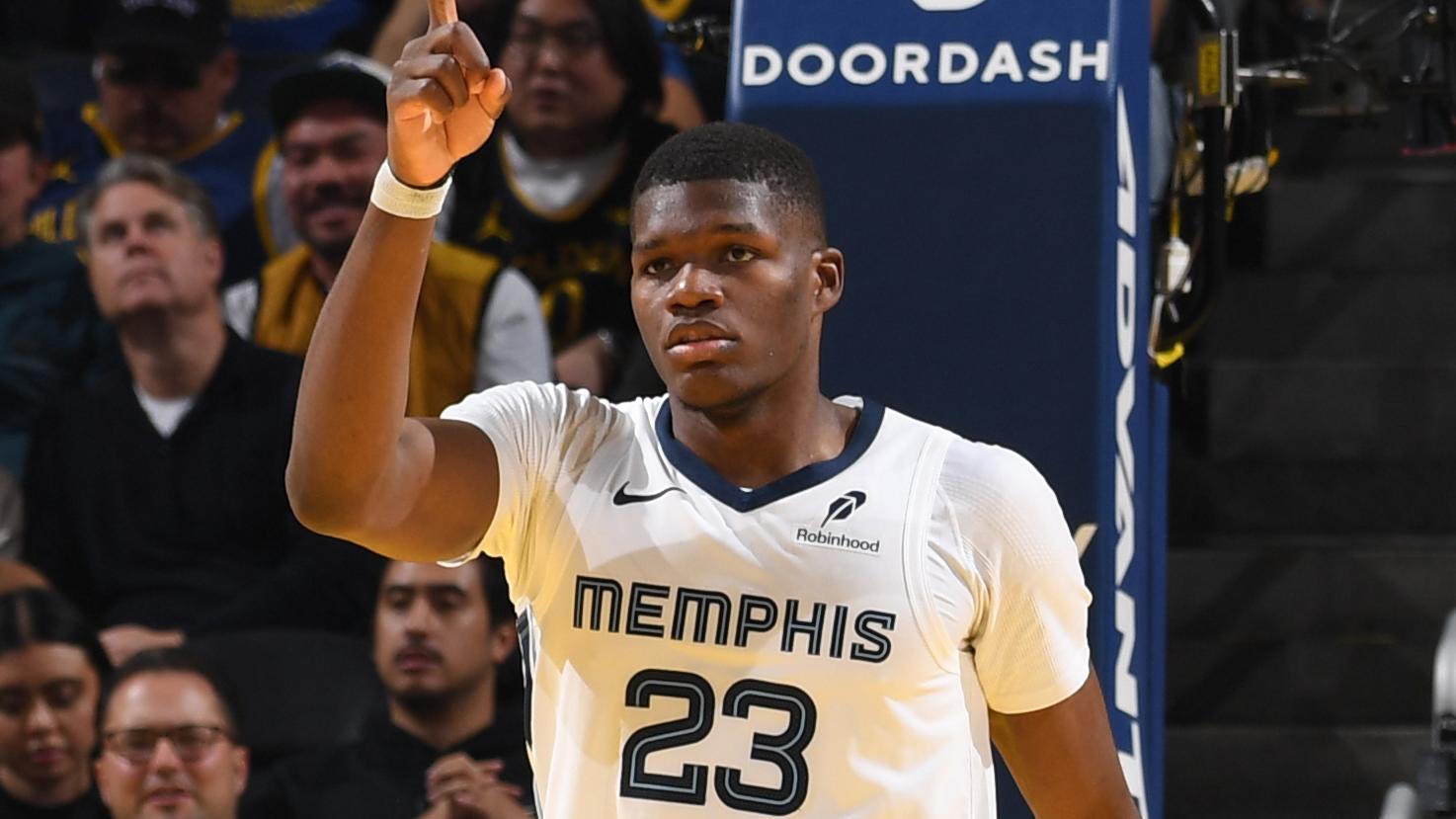 Memphis Grizzlies v Golden State Warriors