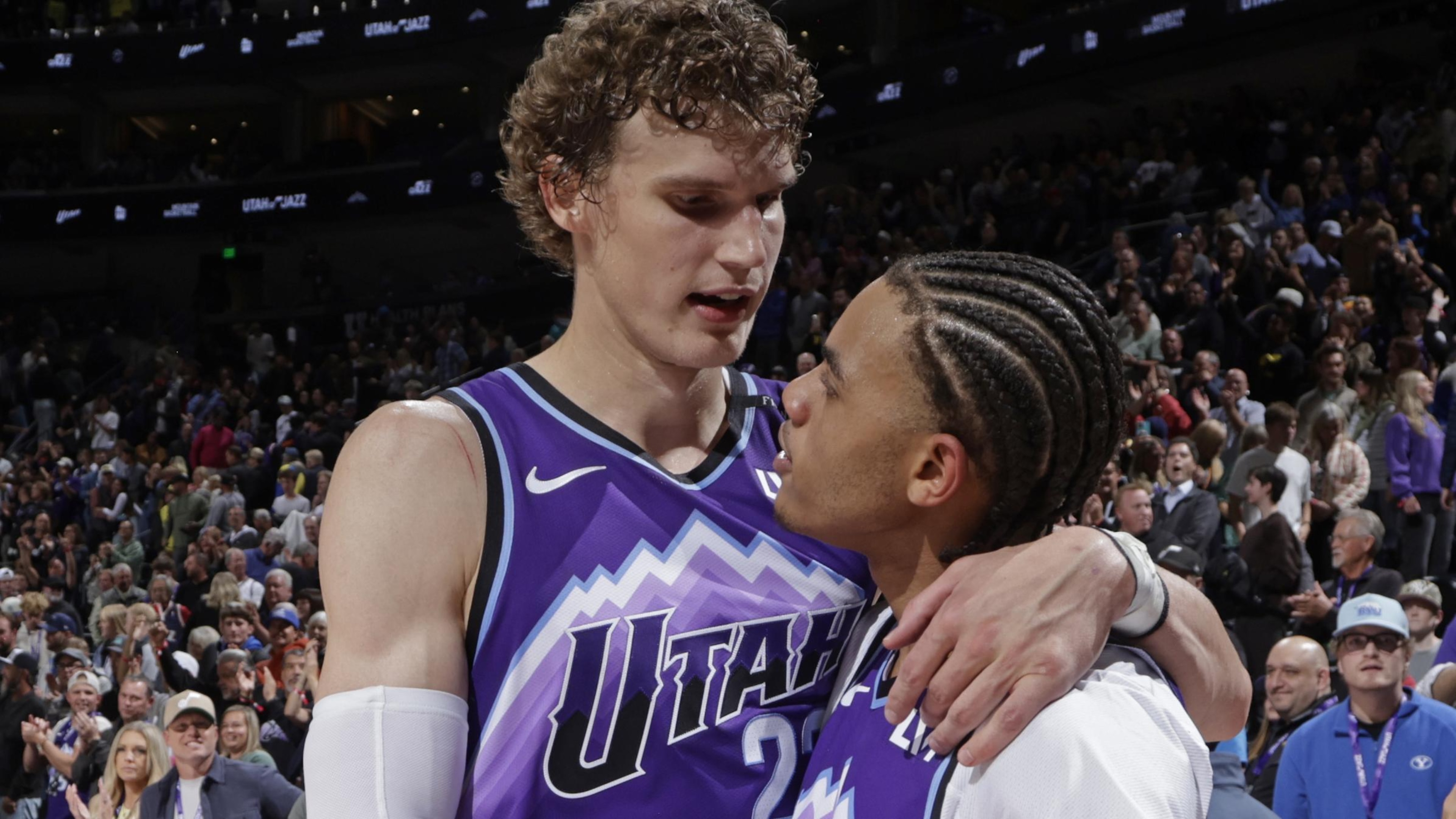 Phoenix Suns v Utah Jazz