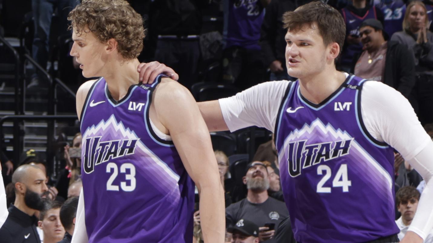 Phoenix Suns v Utah Jazz