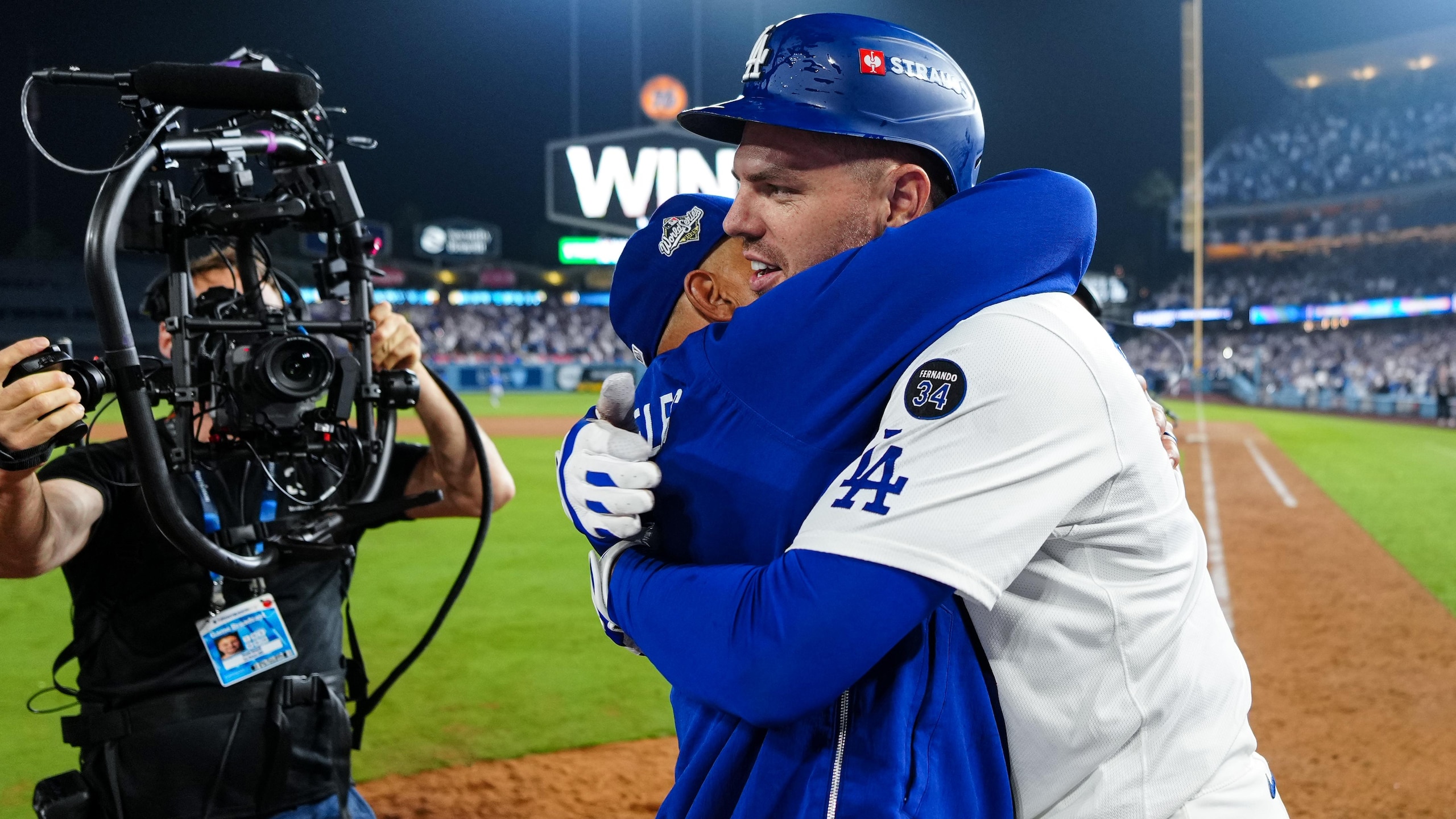 World Series - Toronto Blue Jays v Los Angeles Dodgers - Game 3