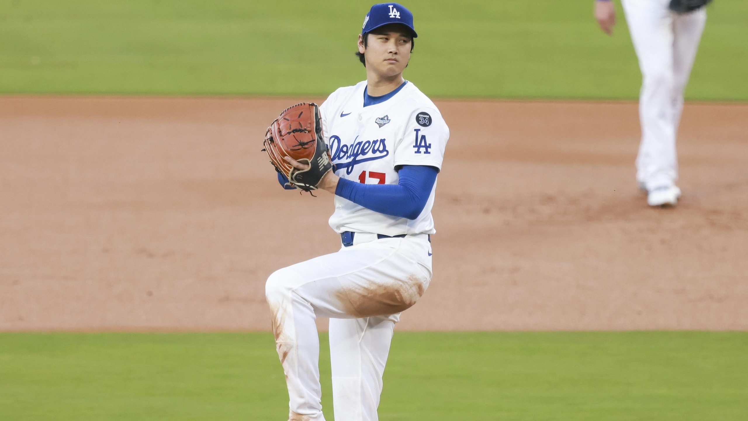 World Series - Toronto Blue Jays v Los Angeles Dodgers - Game 4