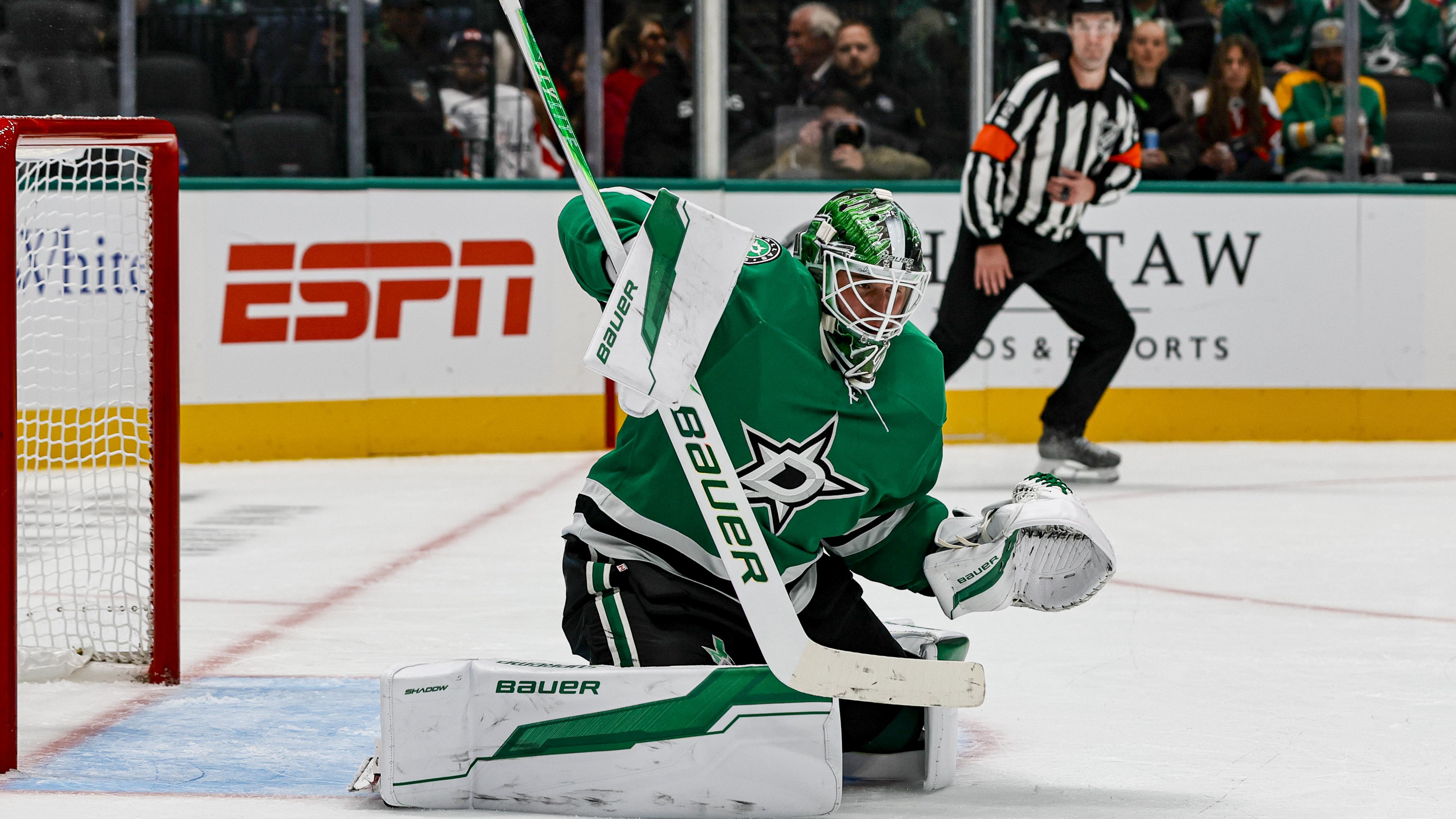 NHL: OCT 28 Capitals at Stars
