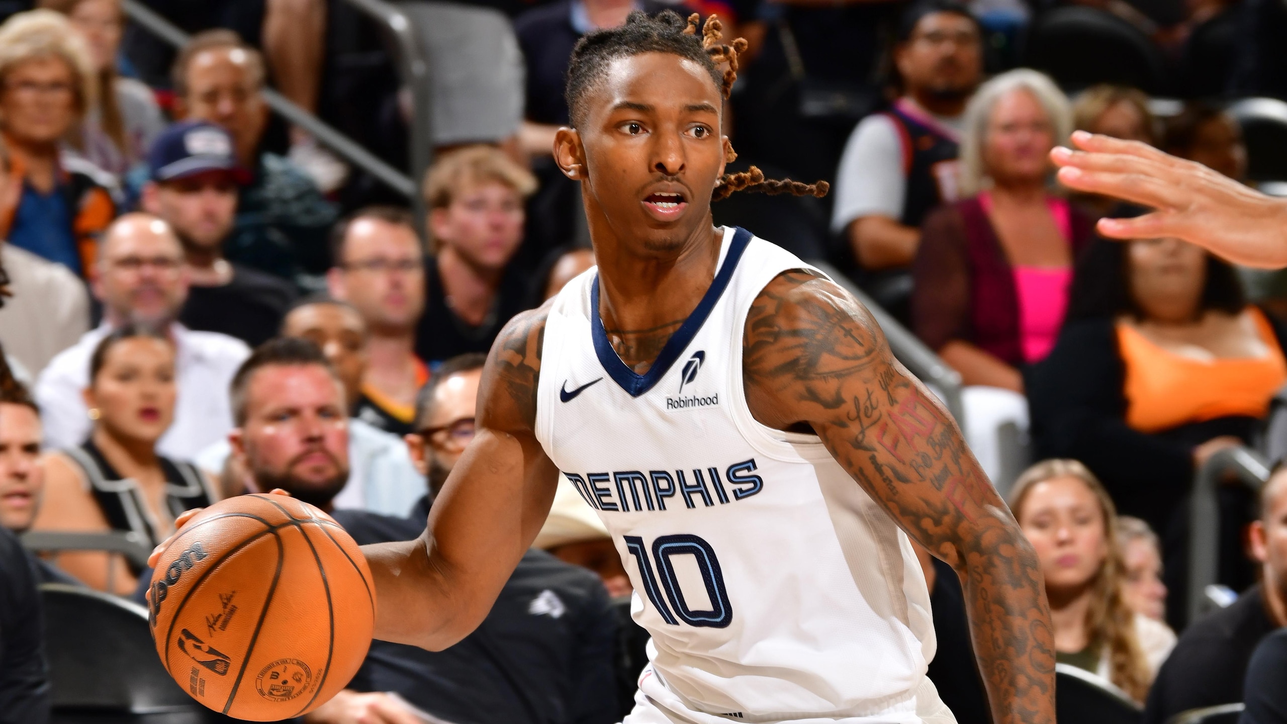 Memphis Grizzlies v Phoenix Suns
