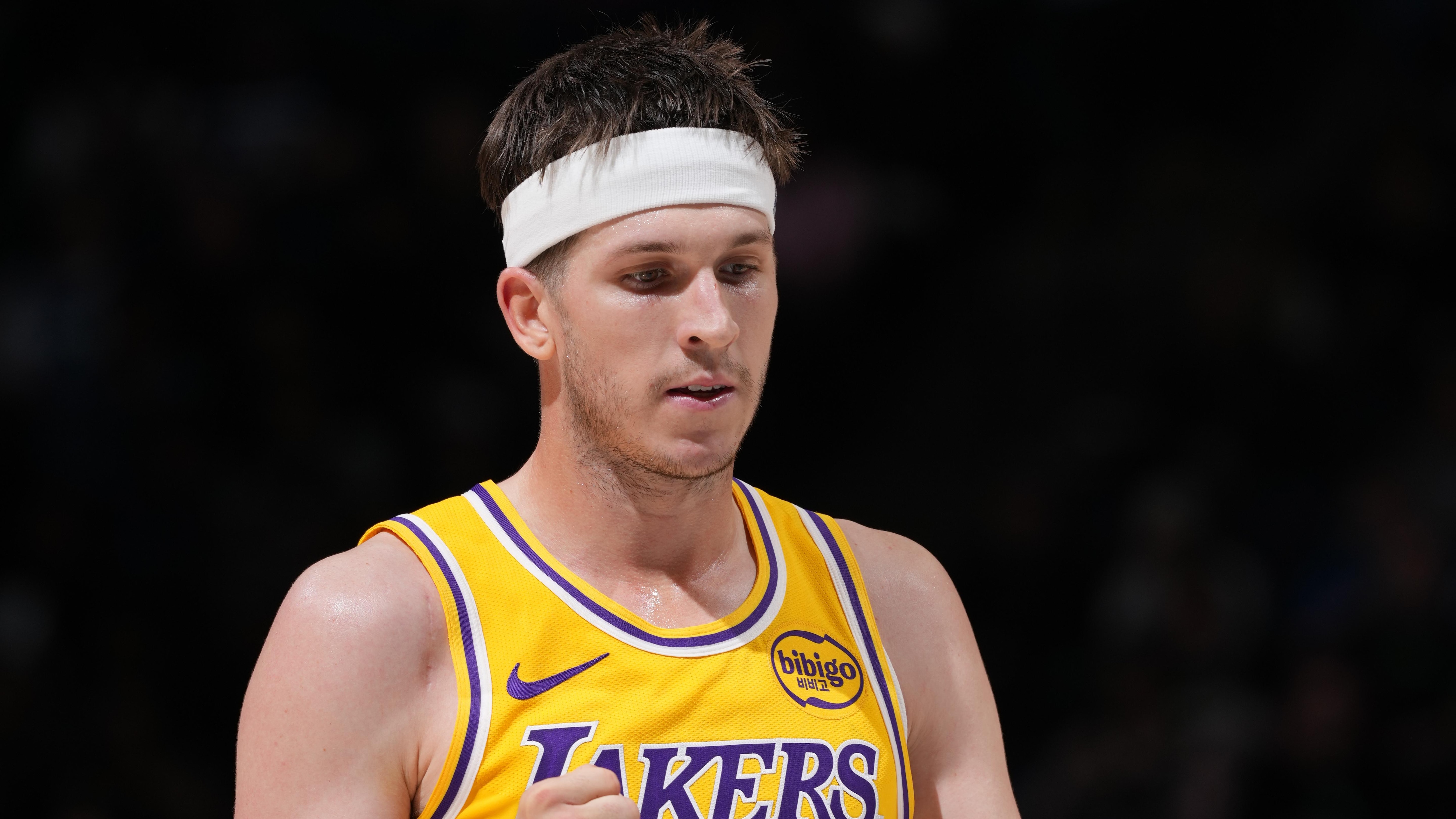 Los Angeles Lakers v Minnesota TImberwolves