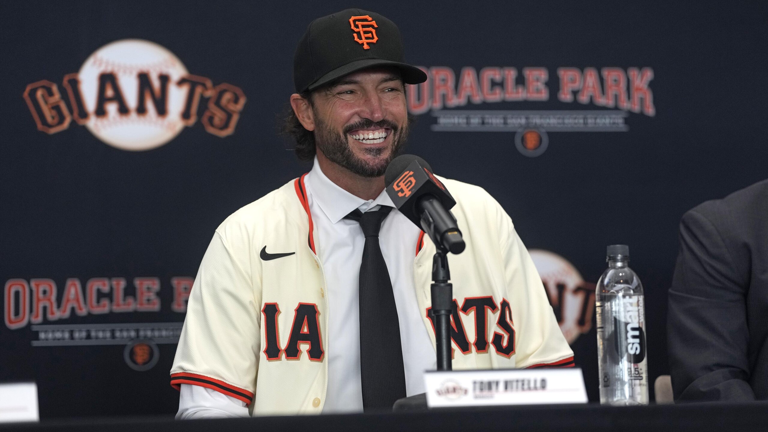 San Francisco Giants Introduce Manager Tony Vitello