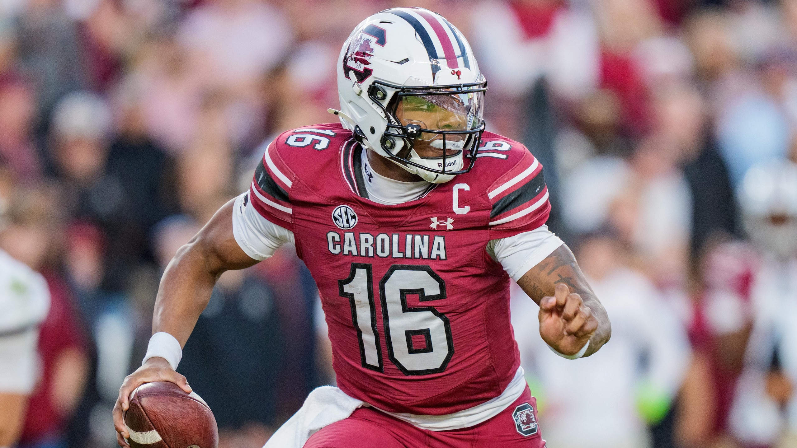 Scouts Believe LaNorris Sellers Could Transfer to Miami, Forego Draft