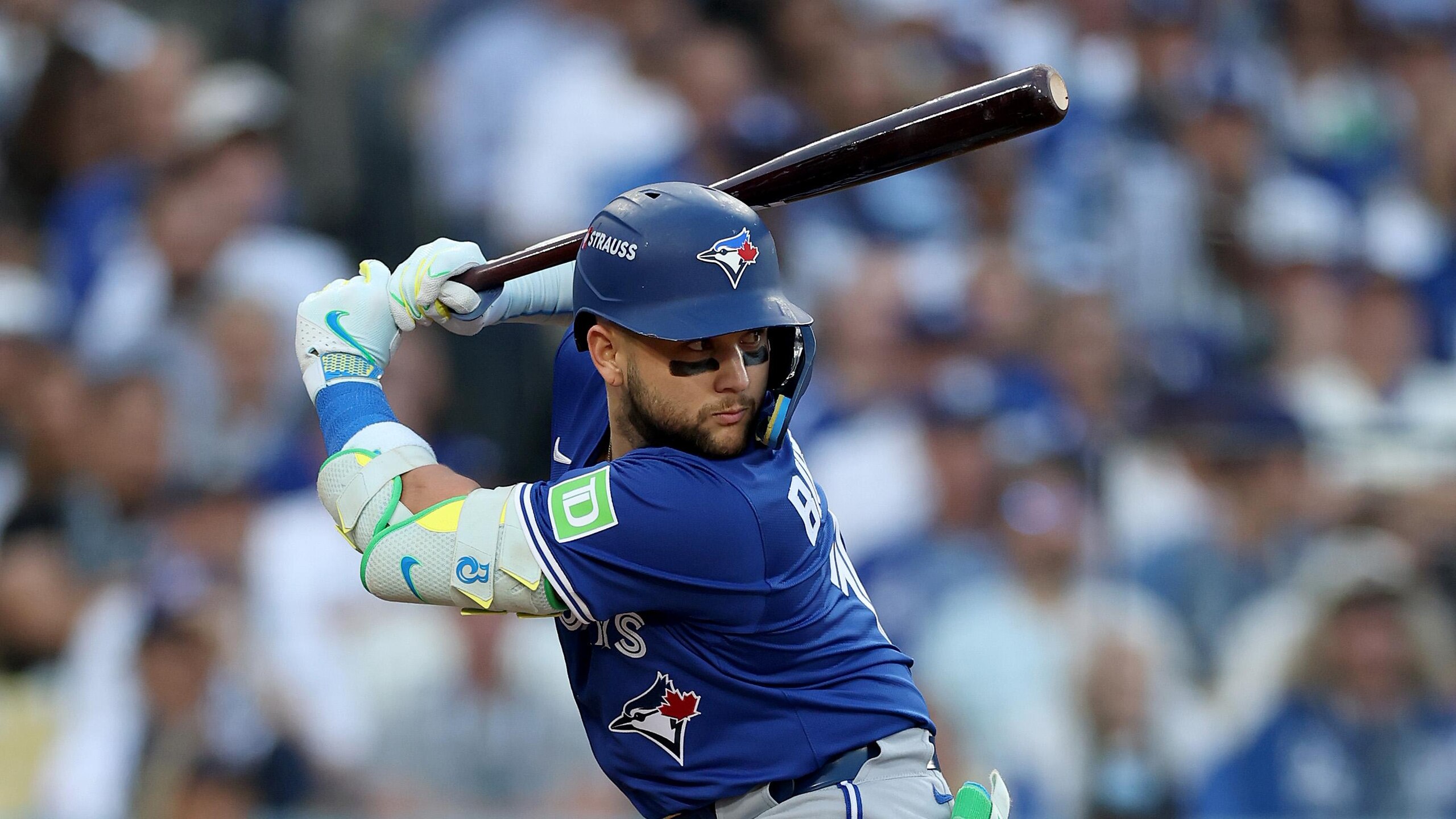 World Series - Toronto Blue Jays v Los Angeles Dodgers - Game Three