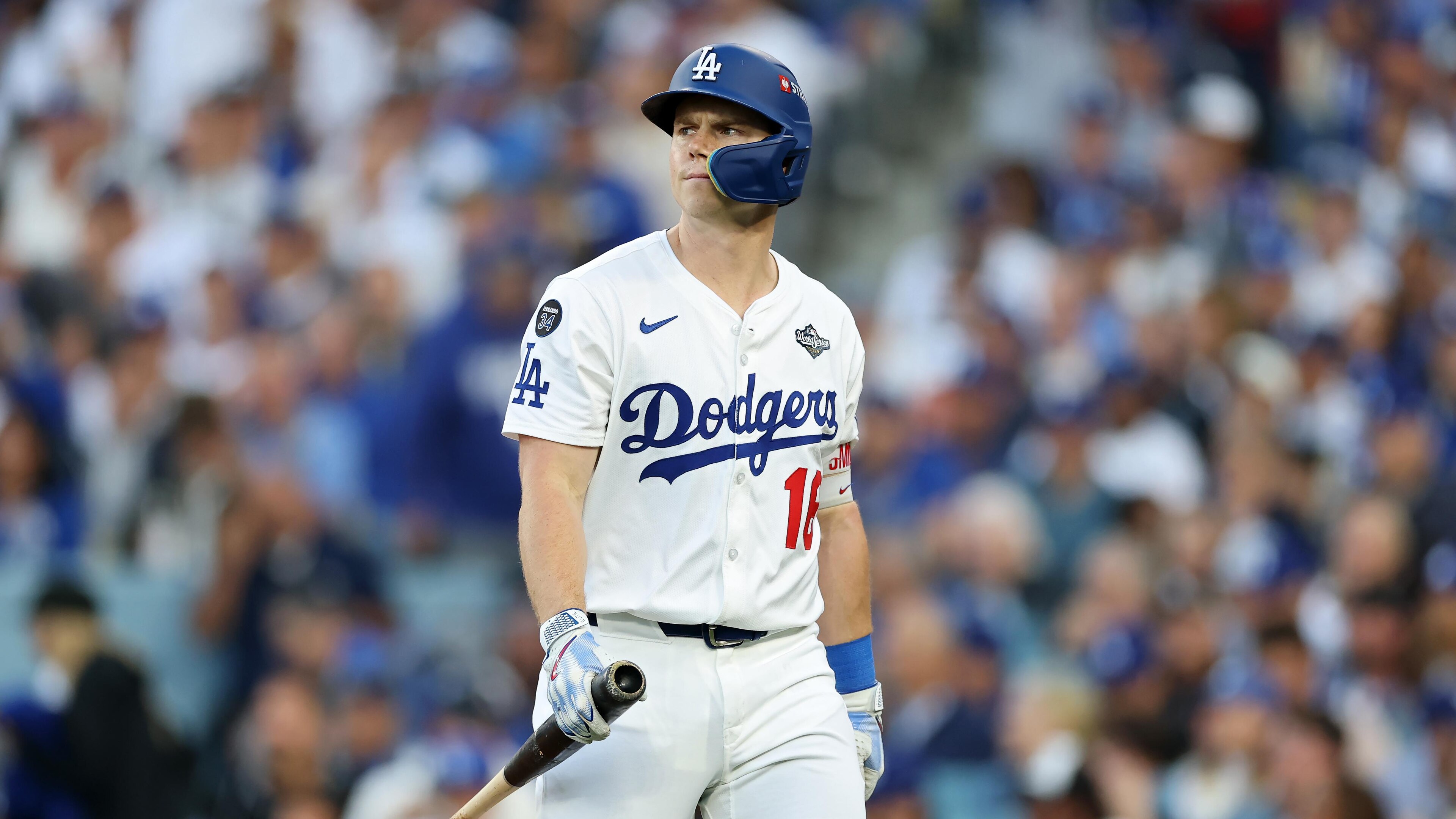 World Series - Toronto Blue Jays v Los Angeles Dodgers - Game Three