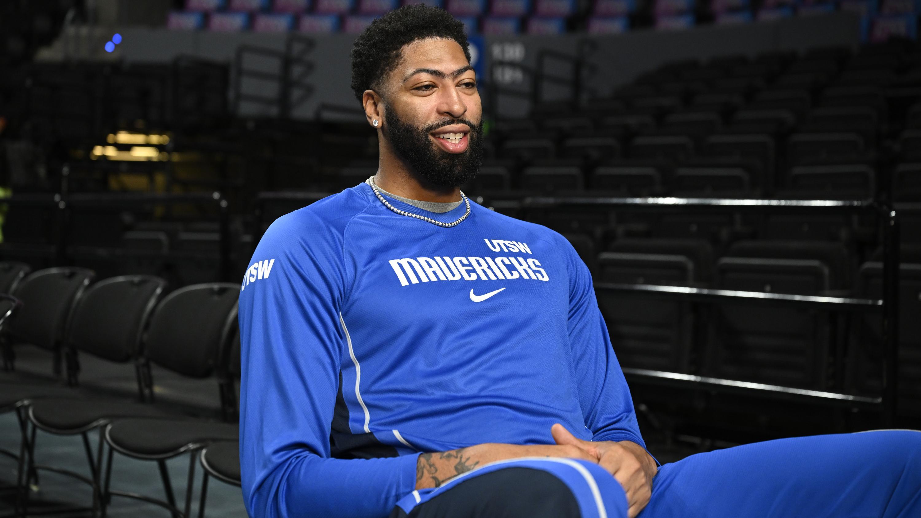 Anthony Davis Trade Looms: Mavericks, Bulls in Talks