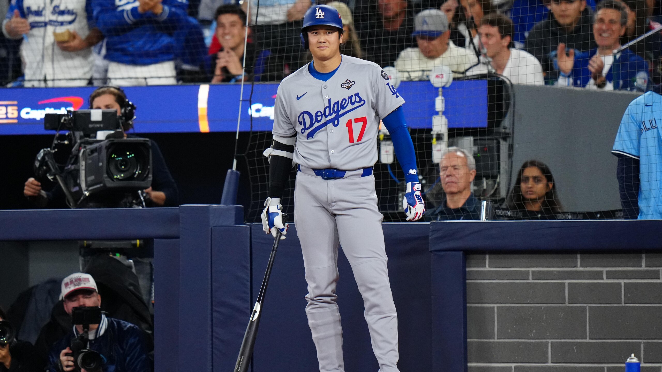 World Series - Los Angeles Dodgers v Toronto Blue Jays - Game 6