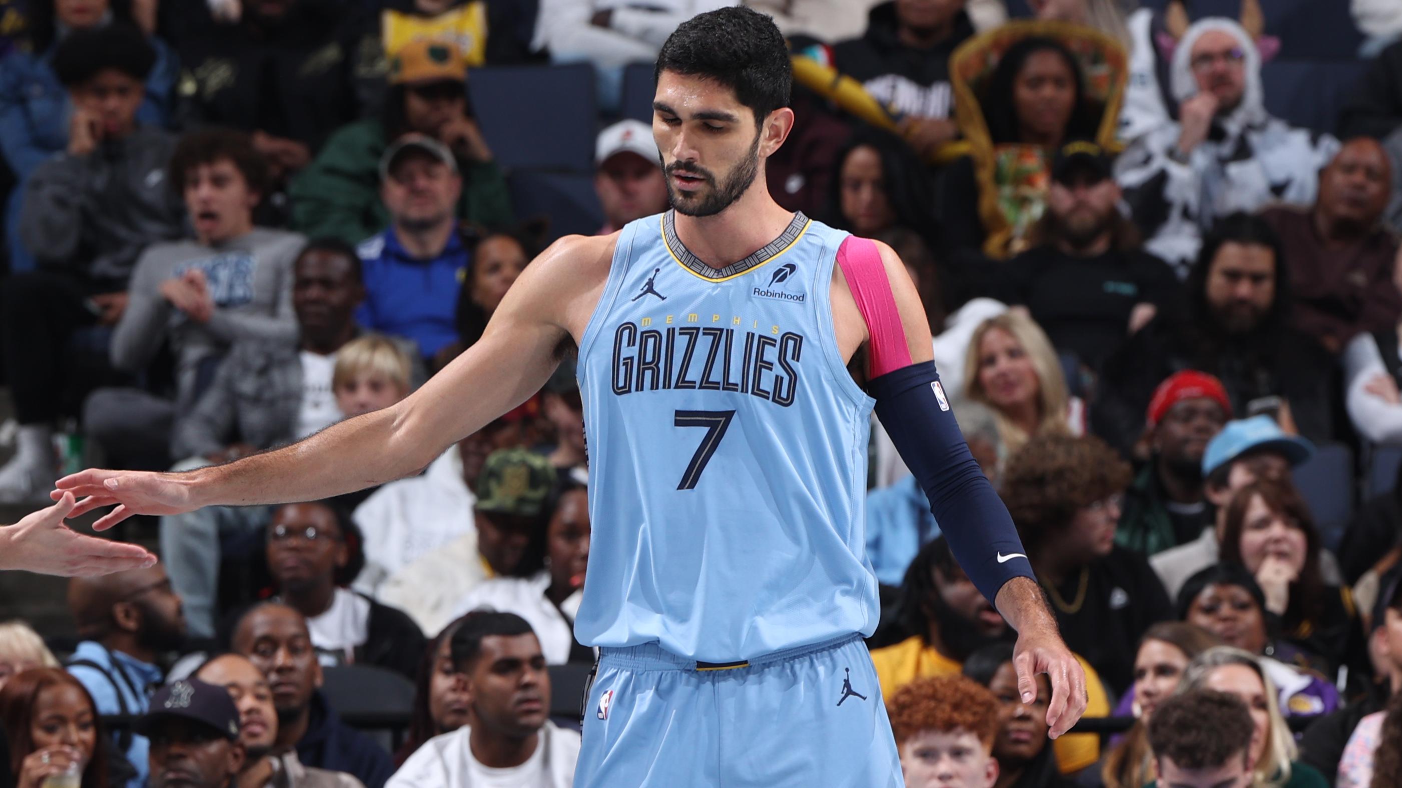 Los Angeles Lakers v Memphis Grizzlies