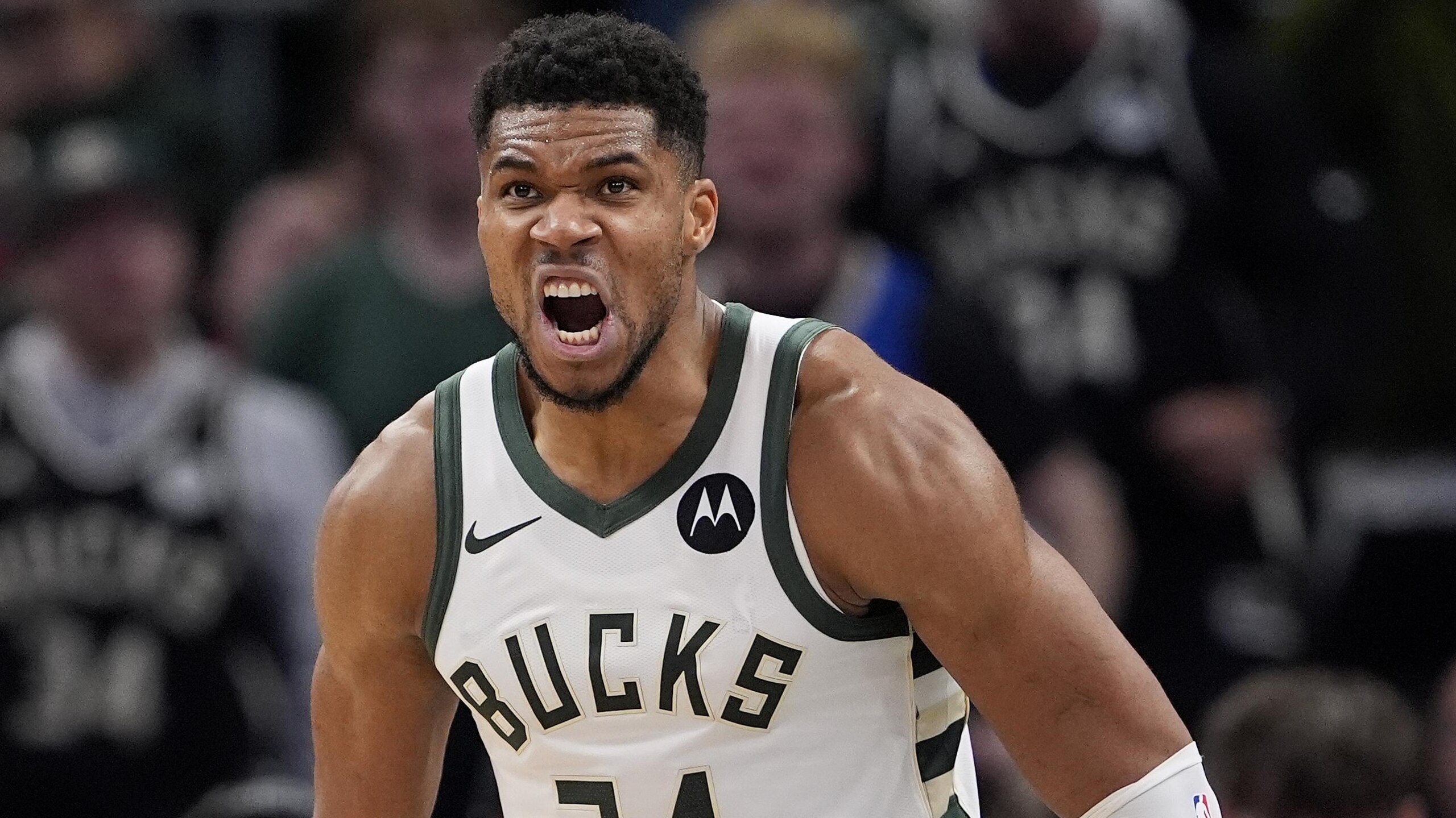New York Knicks v Milwaukee Bucks