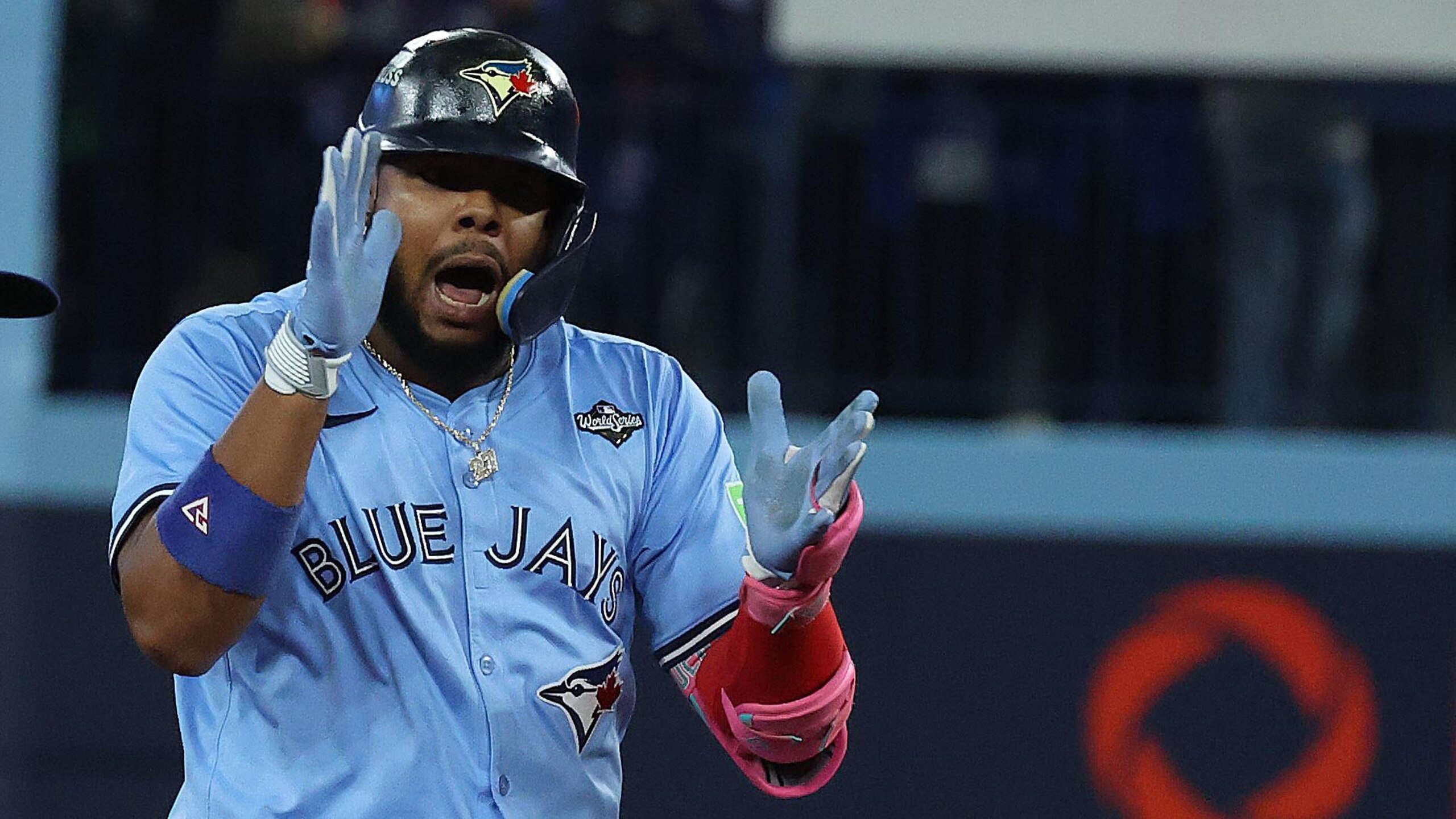 Toronto Blue Jays fall to the Los Angeles Dodgers 3-1 in game six of the MLB World Series Toronto Blue Jays fall to the Los Angeles Dodgers 3-1 in game six of the MLB World Series