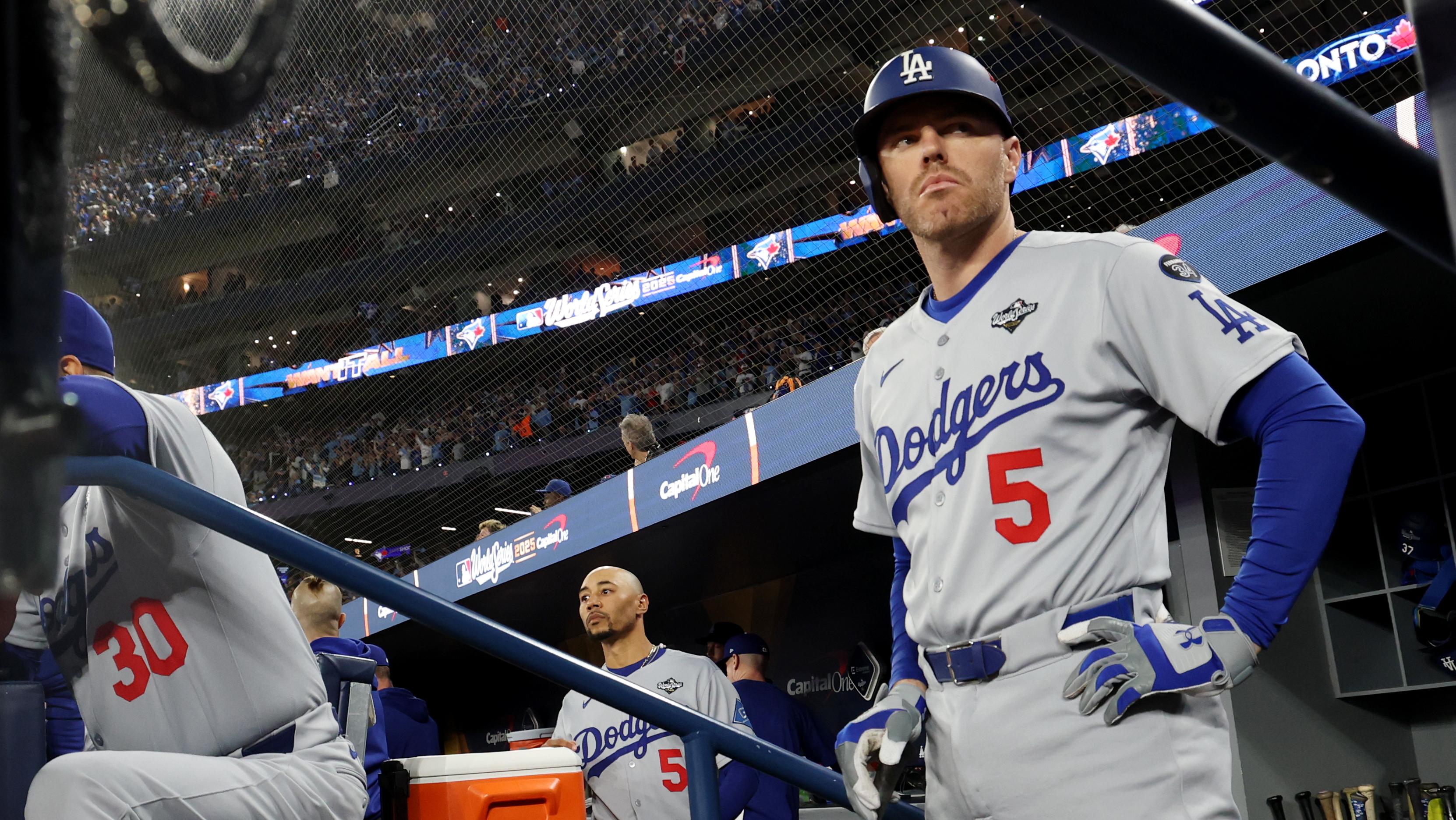 Dodgers and Blue Jays in game 6 of the world series at Rogers Centre.