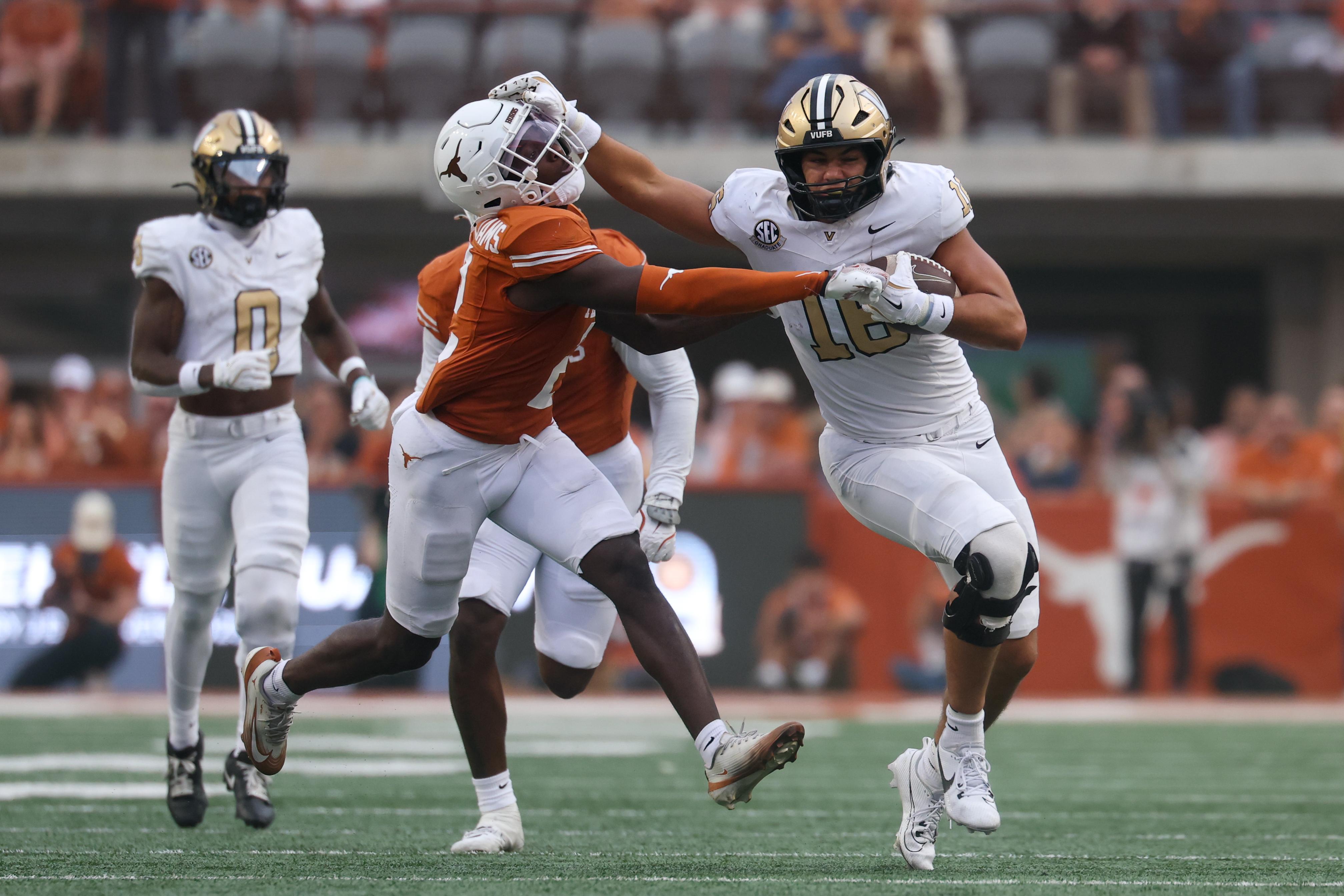 COLLEGE FOOTBALL: NOV 01 Vanderbilt at Texas