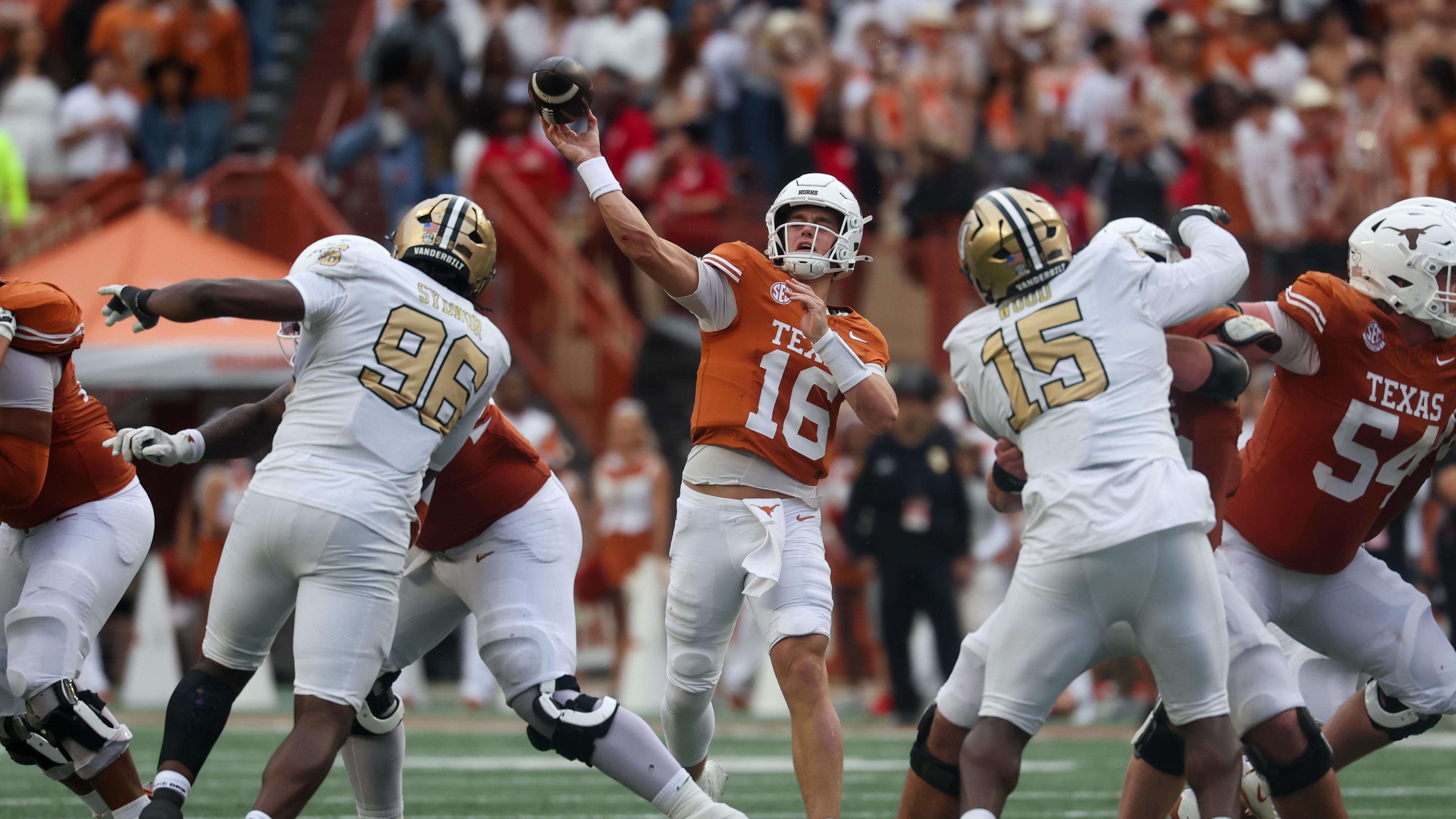 COLLEGE FOOTBALL: NOV 01 Vanderbilt at Texas
