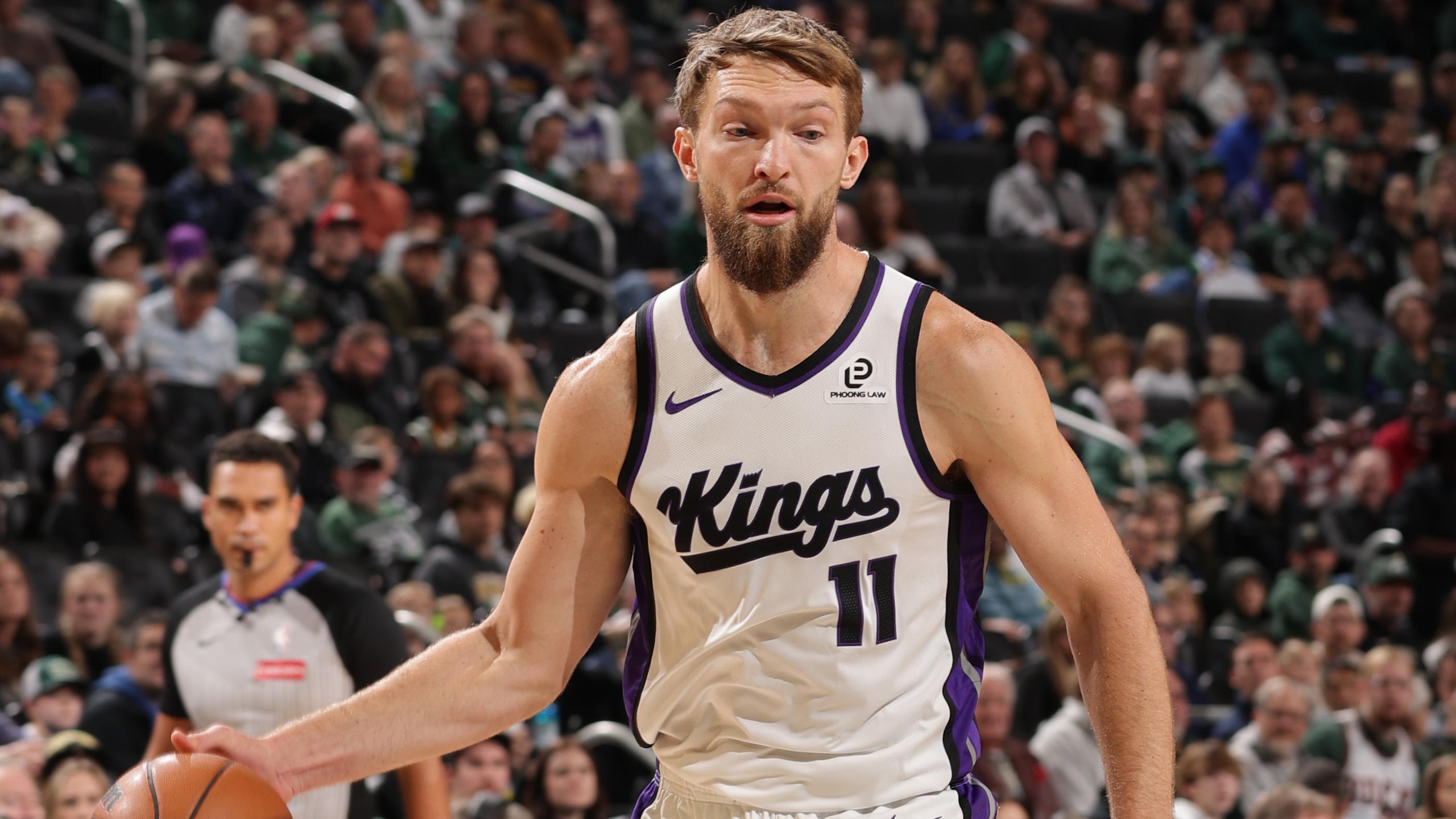 Sacramento Kings v Milwaukee Bucks