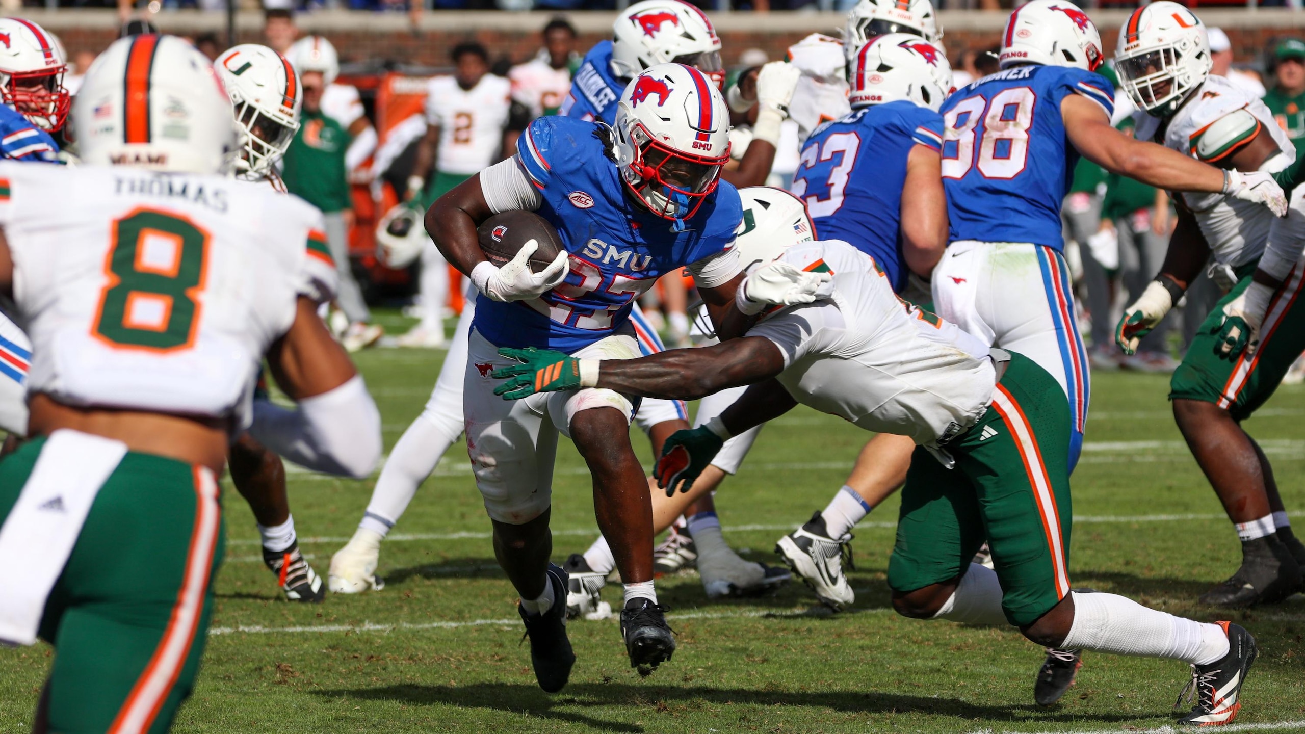 COLLEGE FOOTBALL: NOV 01 Miami at SMU