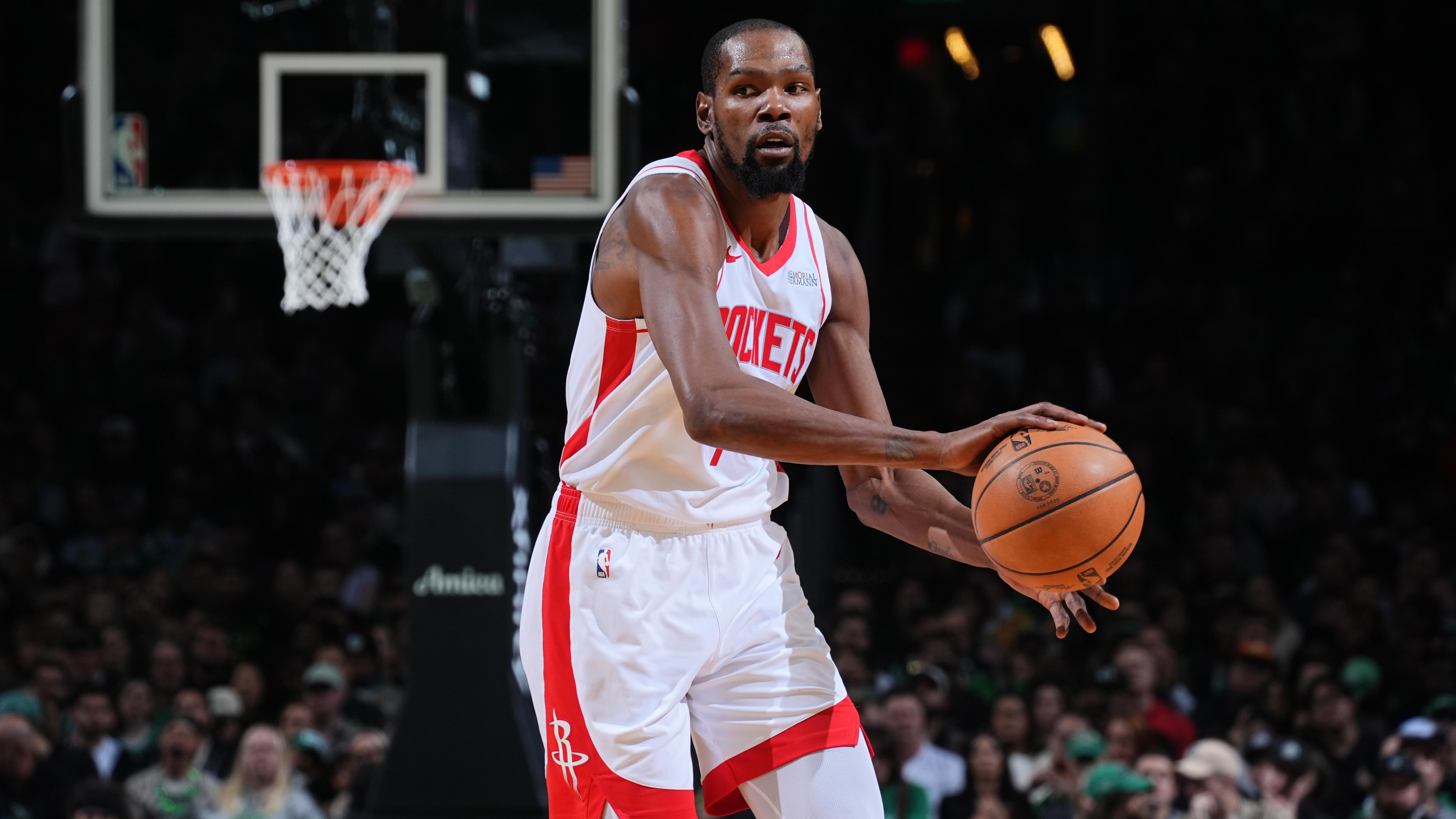 Kevin Durant Responds To Troll Clowning Him for How Many Pushups He's Done in Life Kevin Durant Responds To Troll Clowning Him for How Many Pushups He's Done in Life