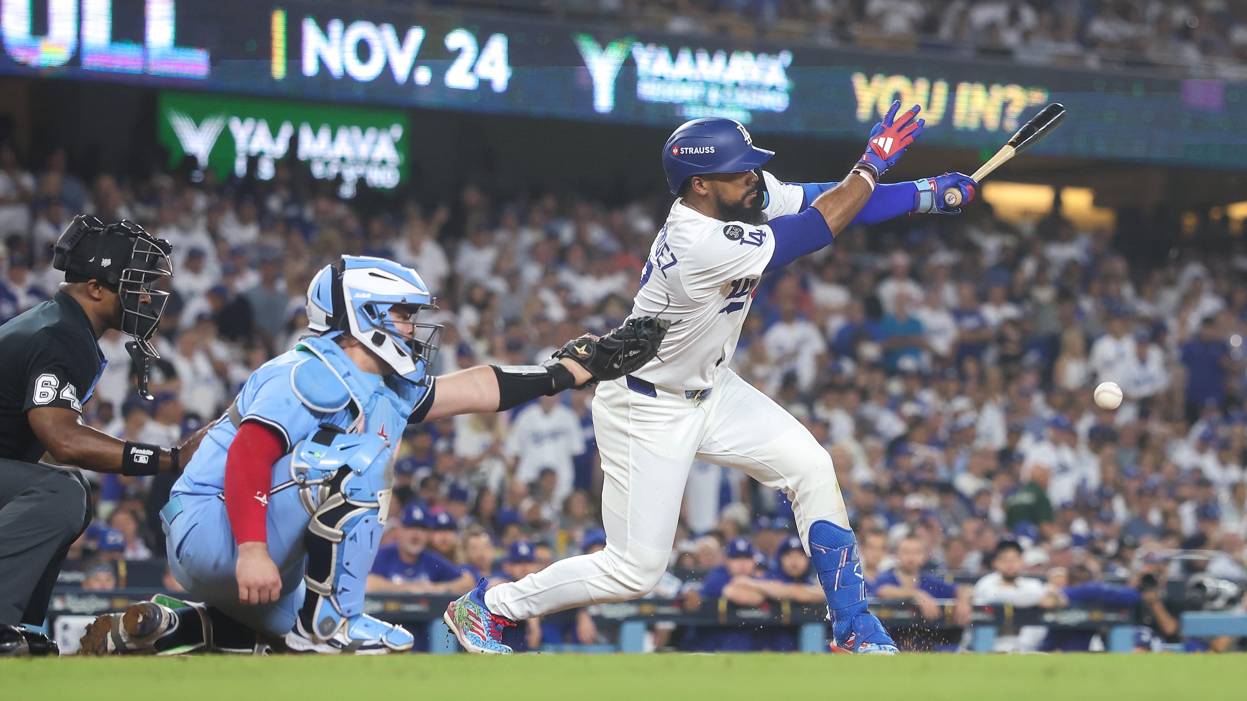 World Series - Toronto Blue Jays v Los Angeles Dodgers - Game Five