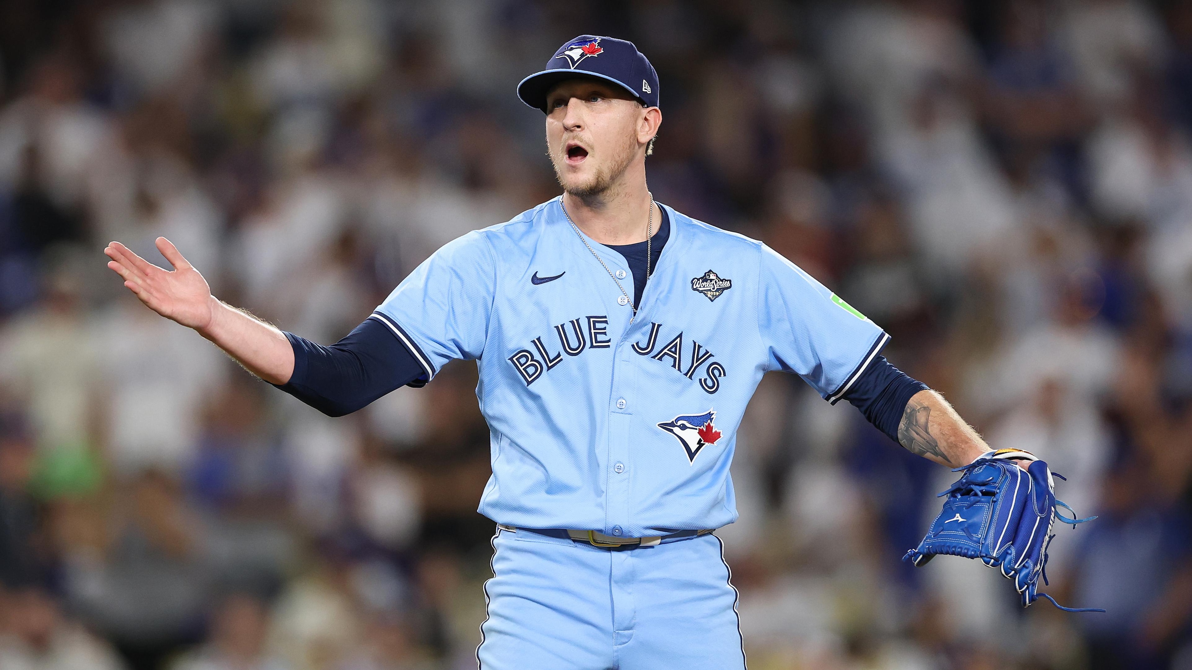 World Series - Toronto Blue Jays v Los Angeles Dodgers - Game Five World Series - Toronto Blue Jays v Los Angeles Dodgers - Game Five
