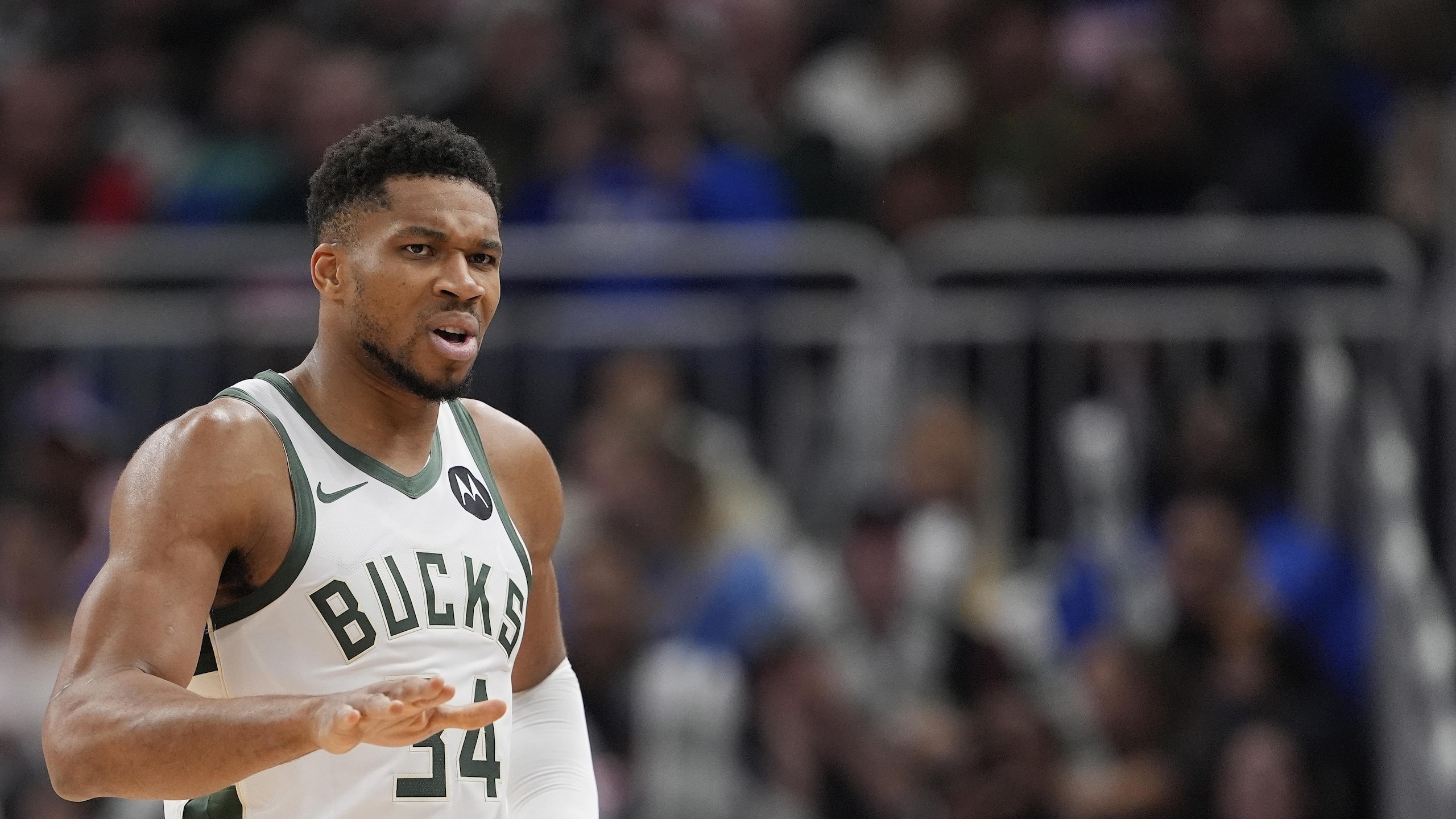 New York Knicks v Milwaukee Bucks