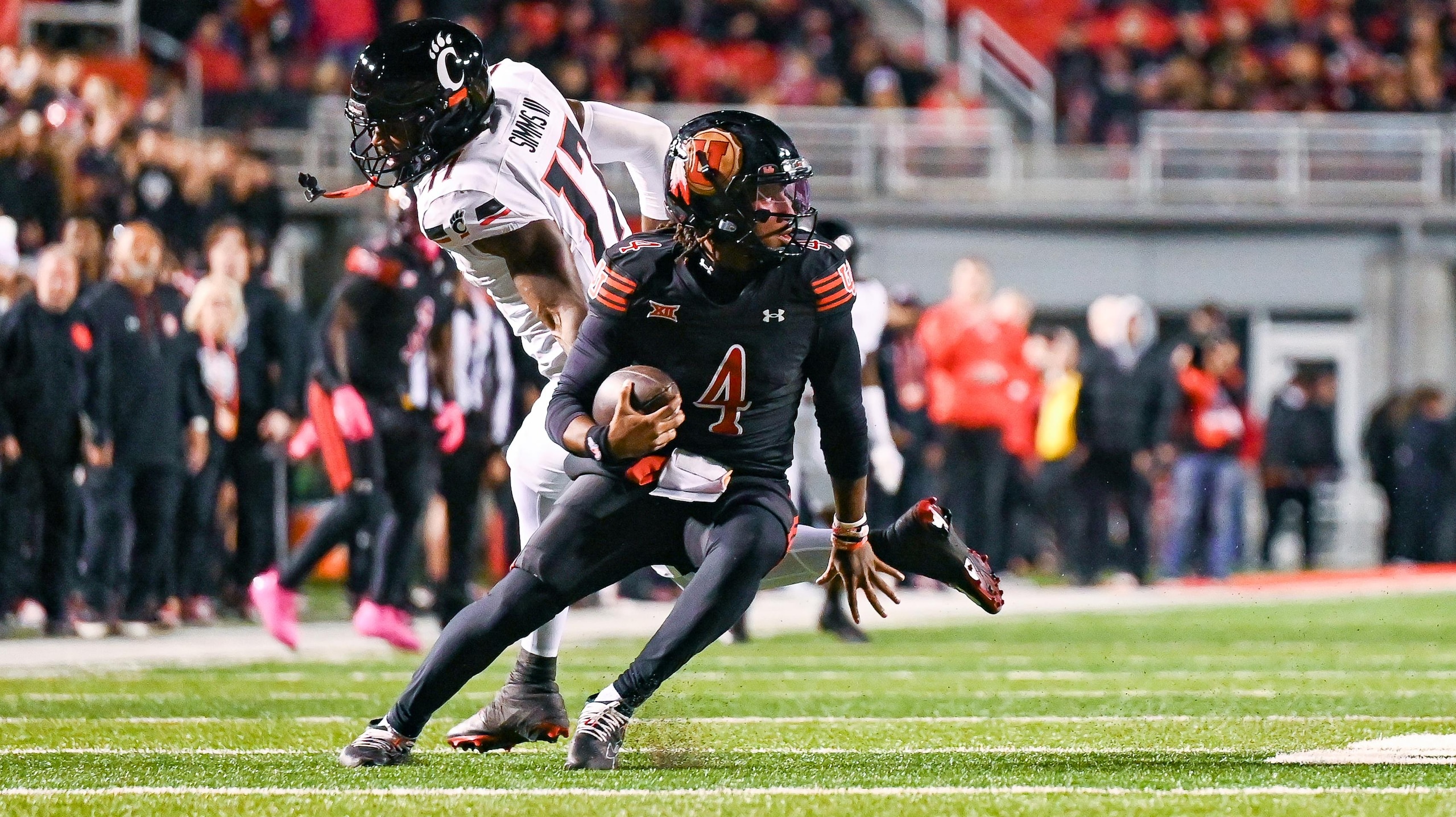 COLLEGE FOOTBALL: NOV 01 Cincinnati at Utah COLLEGE FOOTBALL: NOV 01 Cincinnati at Utah