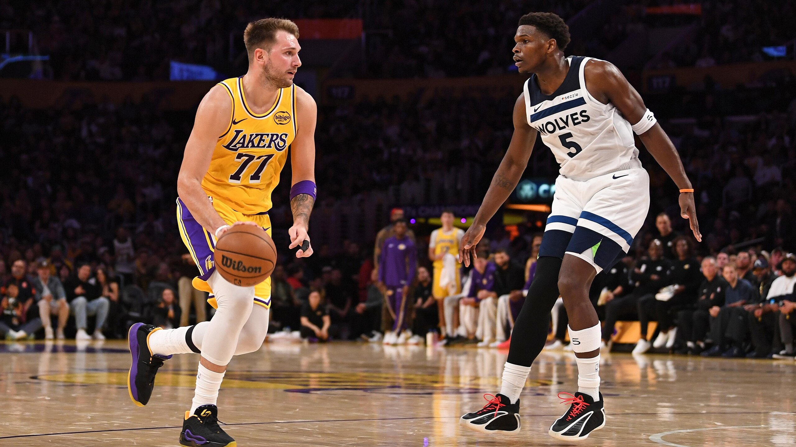 Minnesota TImberwolves v Los Angeles Lakers