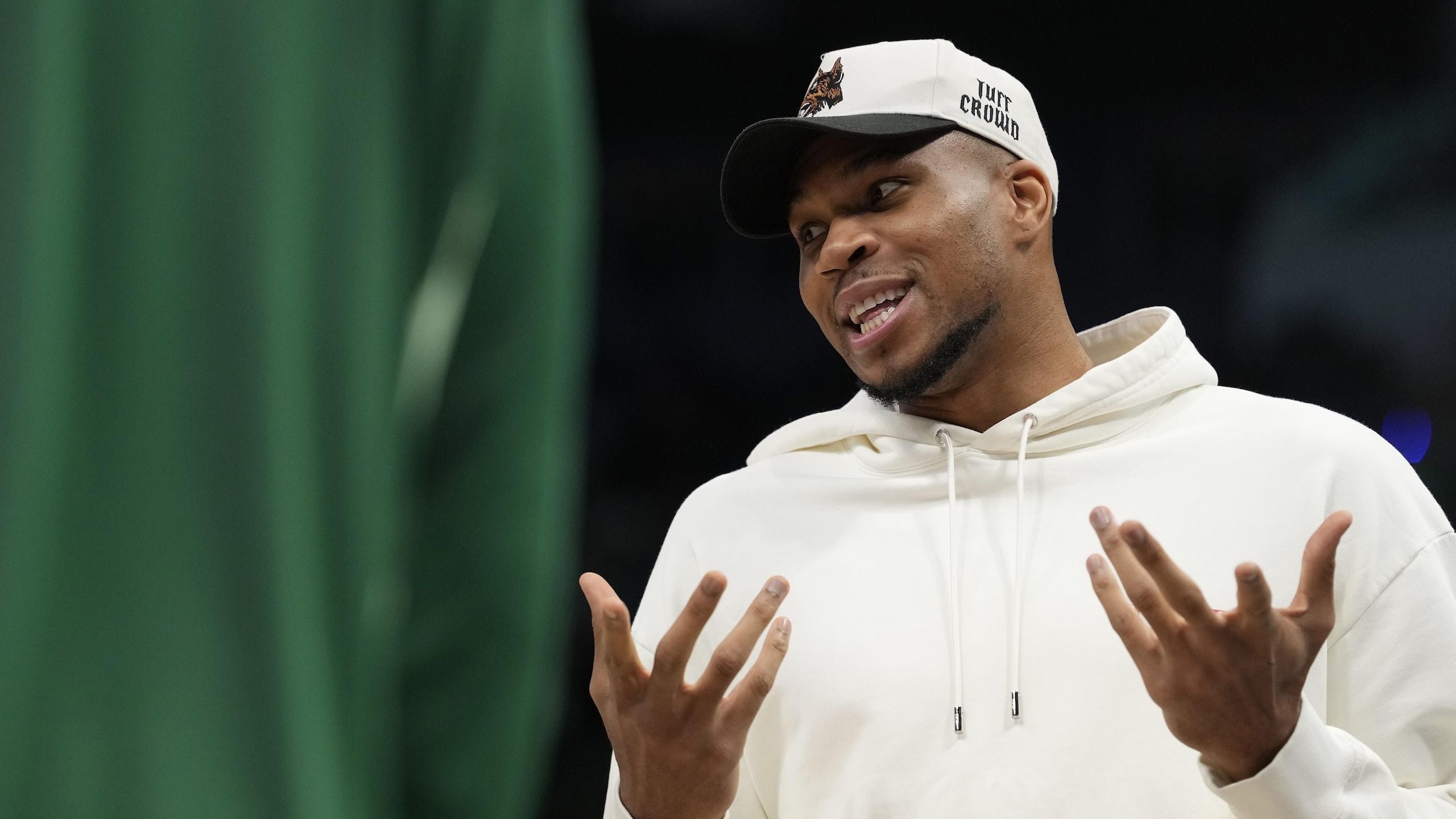 Golden State Warriors v Milwaukee Bucks
