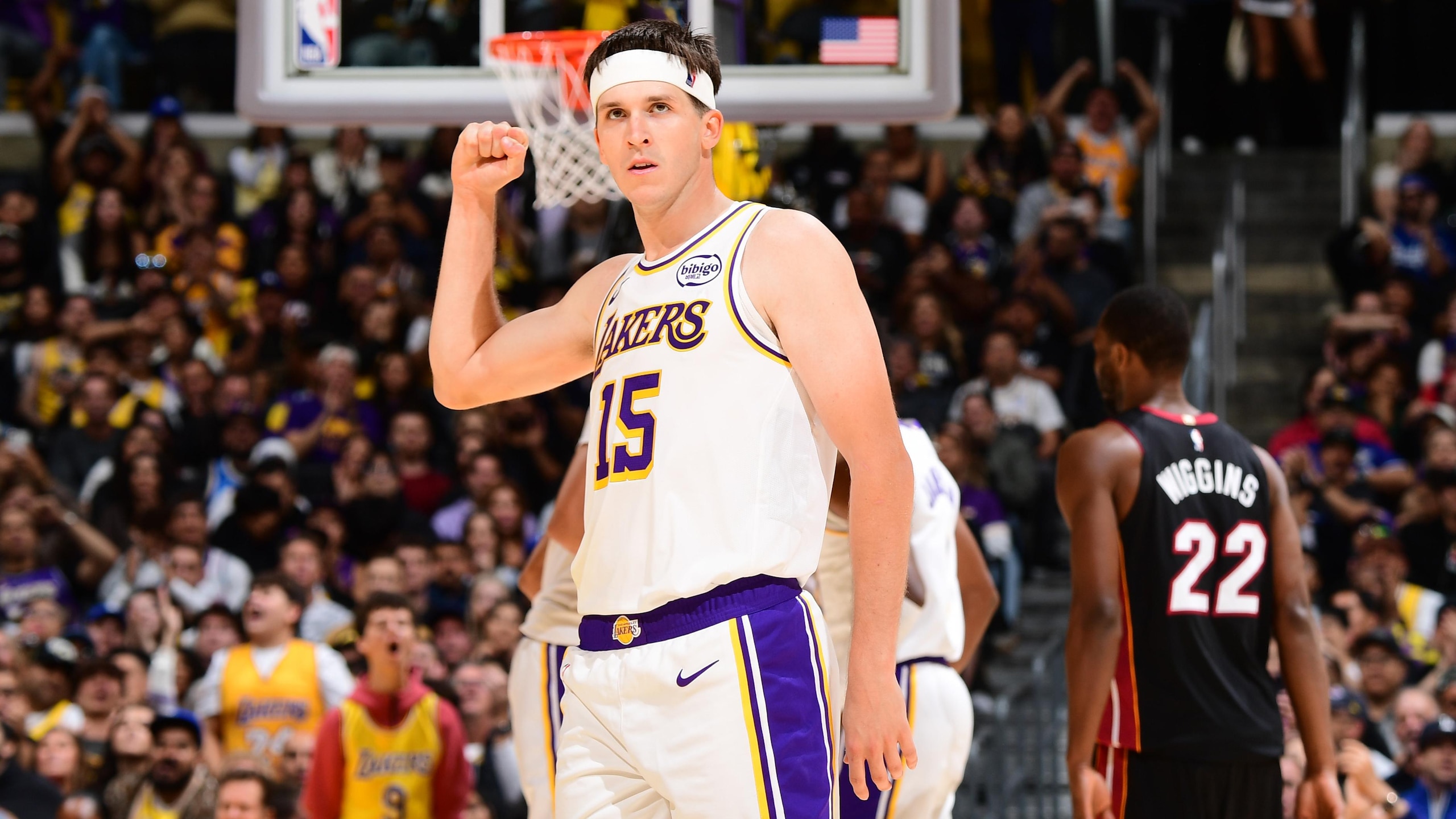 Miami Heat v Los Angeles Lakers