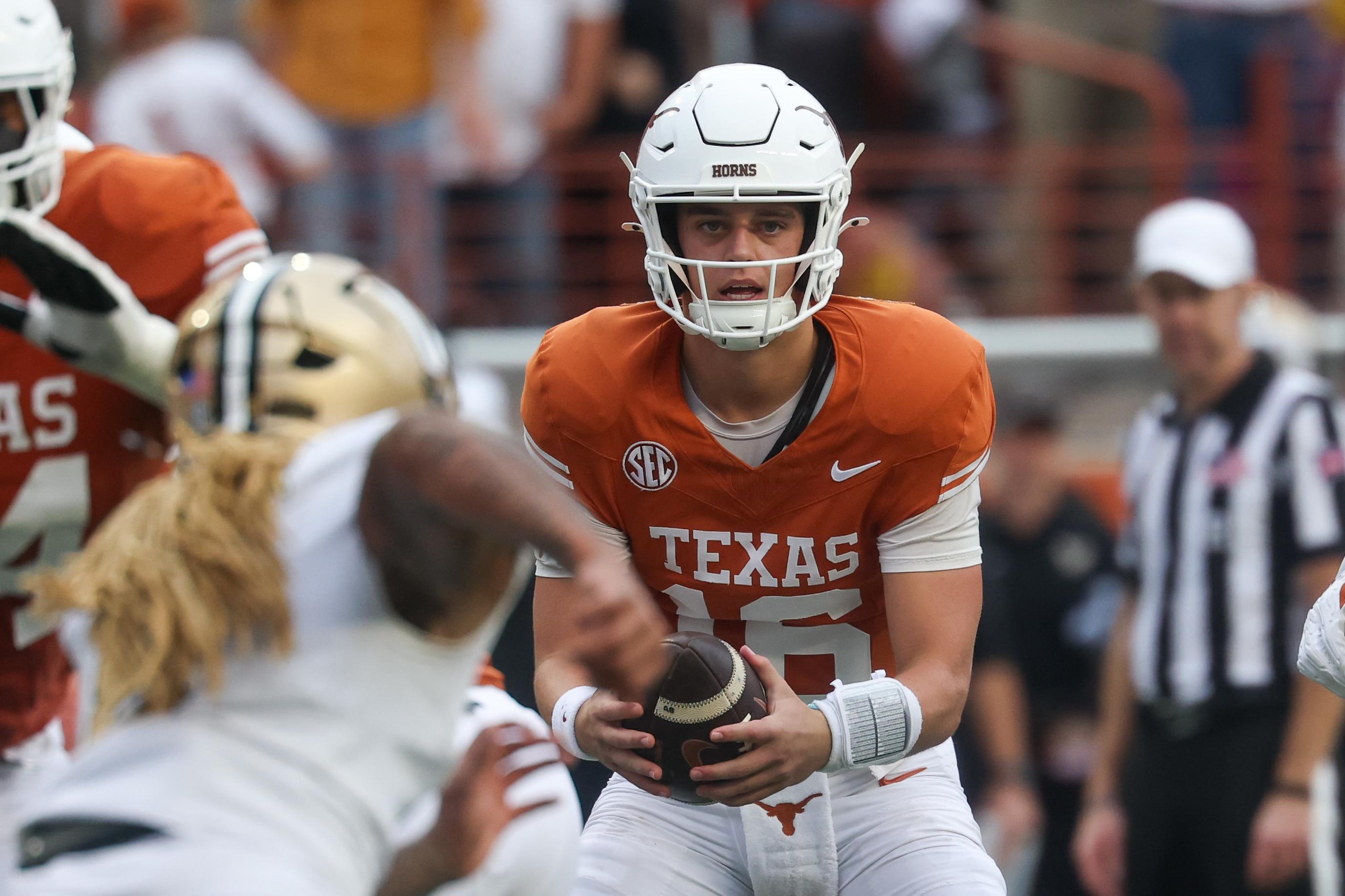 COLLEGE FOOTBALL: NOV 01 Vanderbilt at Texas COLLEGE FOOTBALL: NOV 01 Vanderbilt at Texas