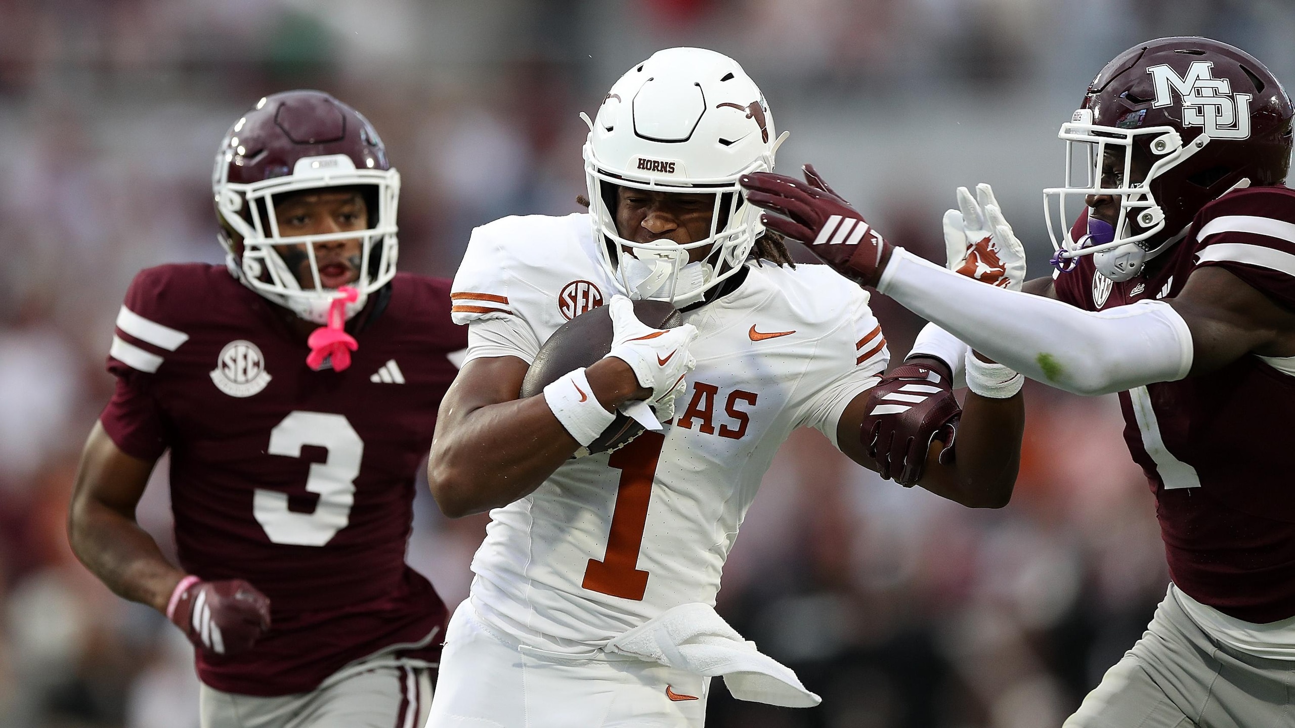 Texas v Mississippi State