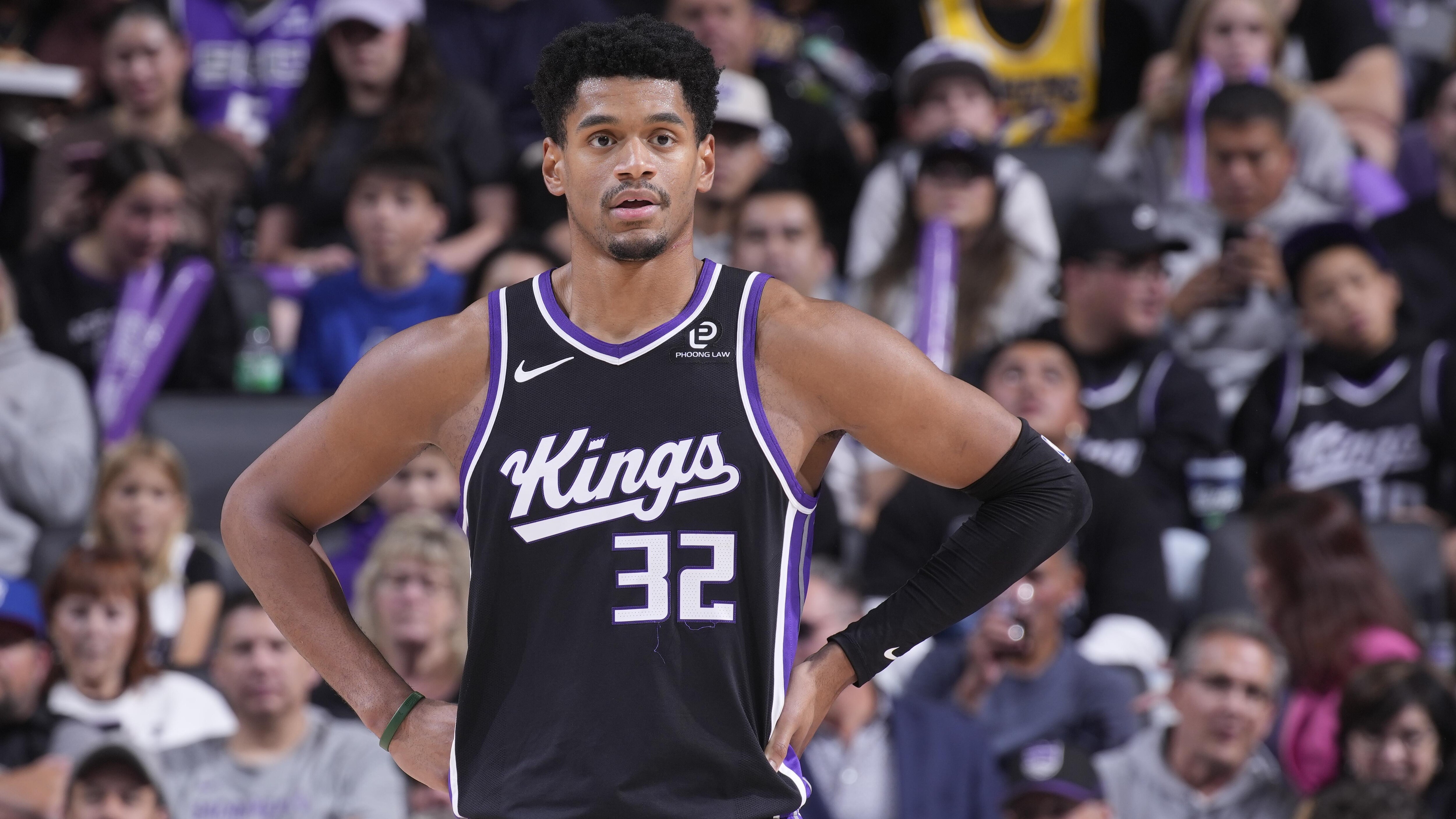 Los Angeles Lakers v Sacramento Kings