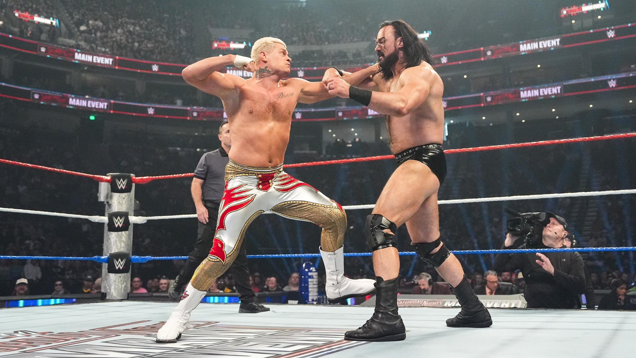 WWE - Saturday Night's Main Event
