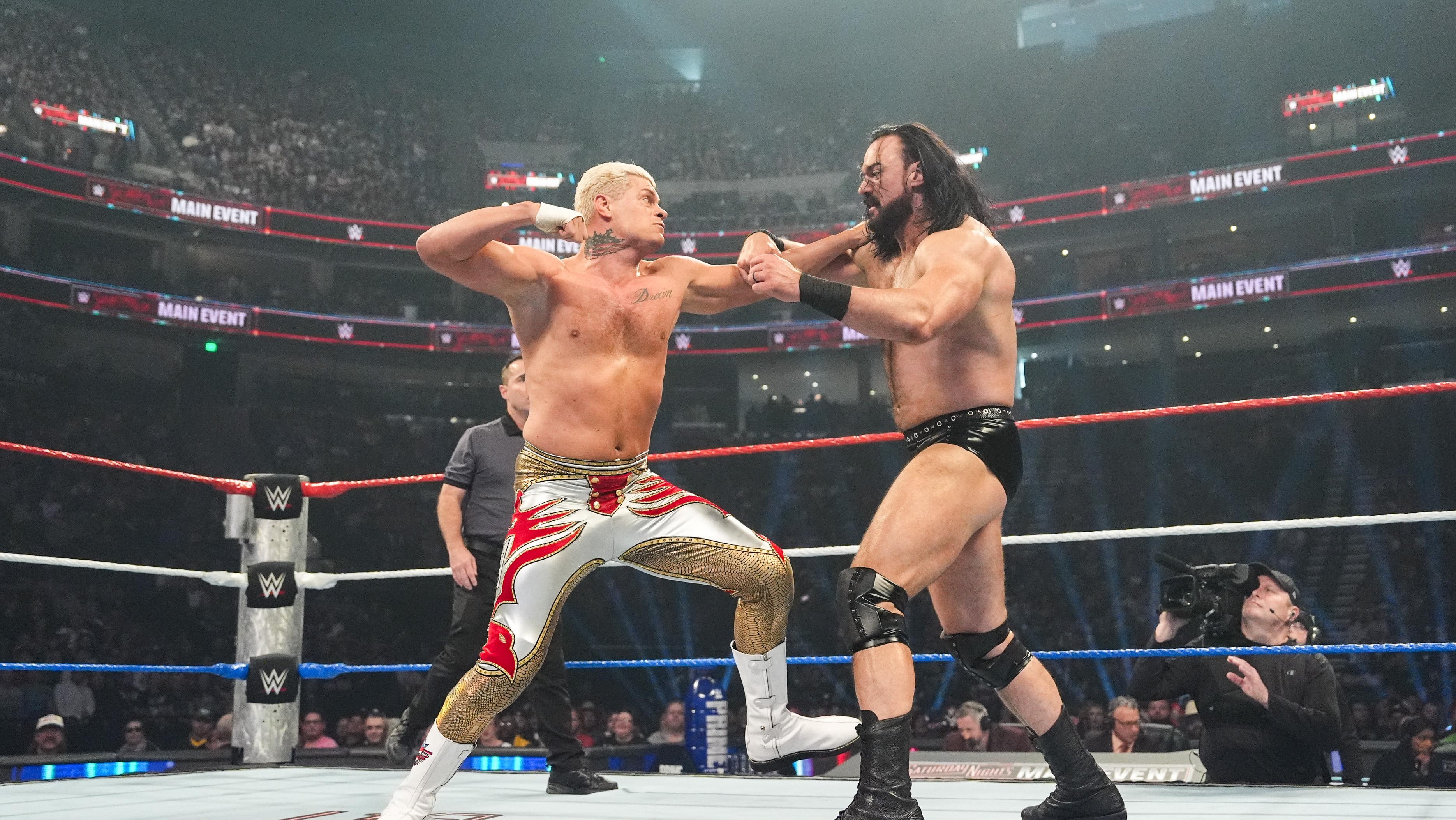 WWE - Saturday Night's Main Event