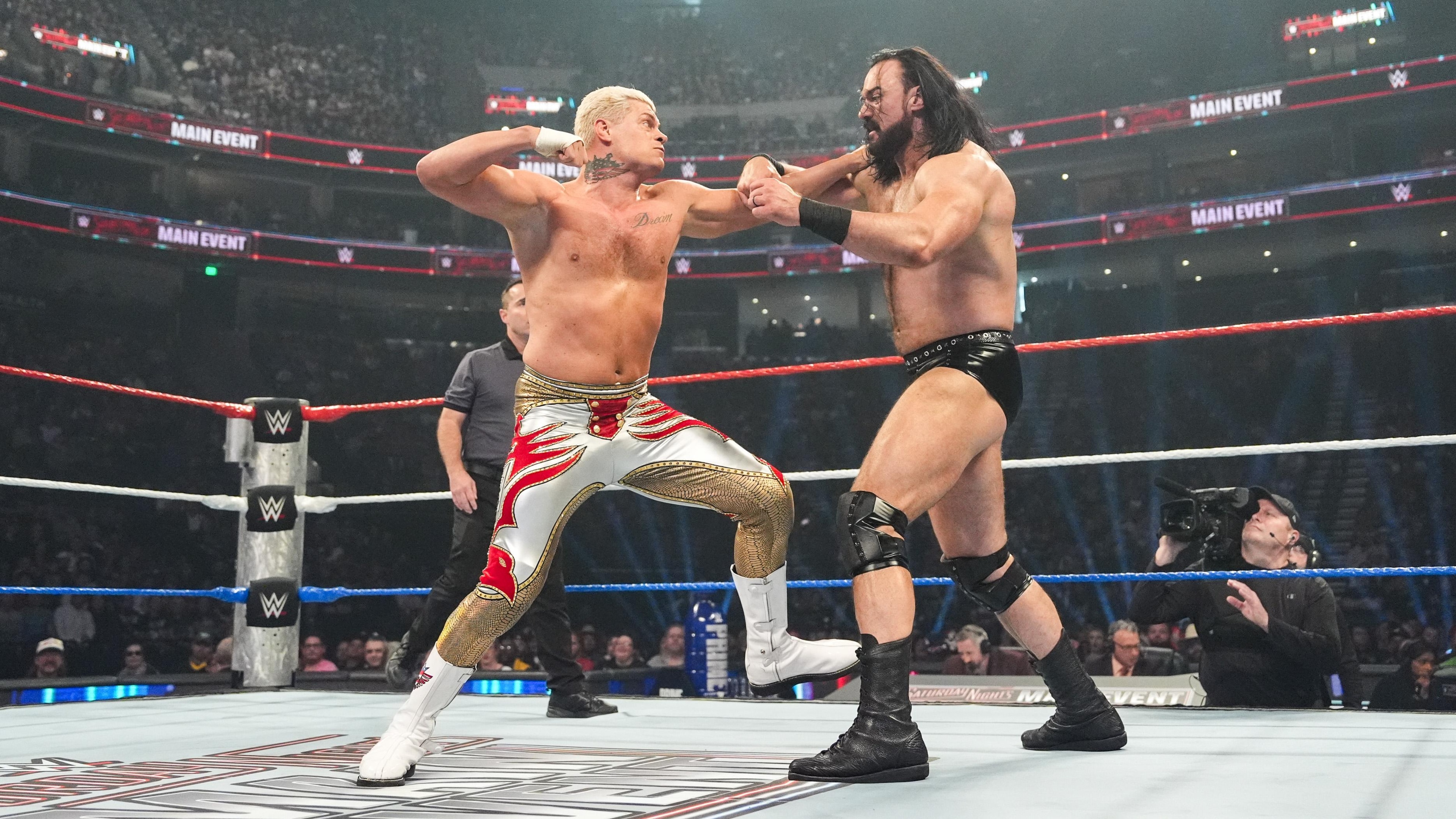 WWE - Saturday Night's Main Event