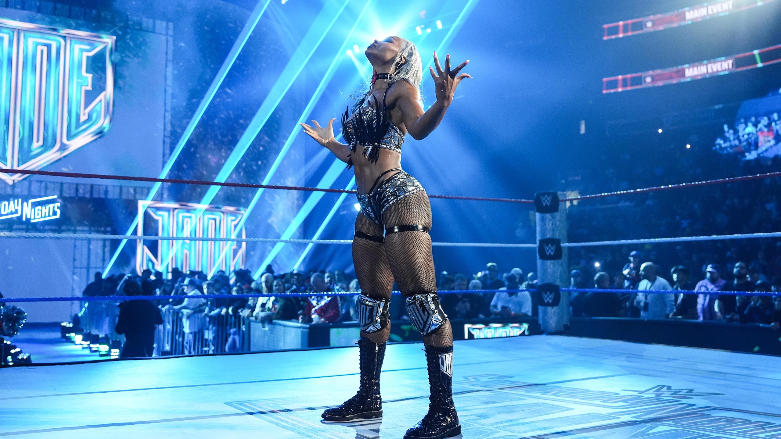 WWE - Saturday Night's Main Event