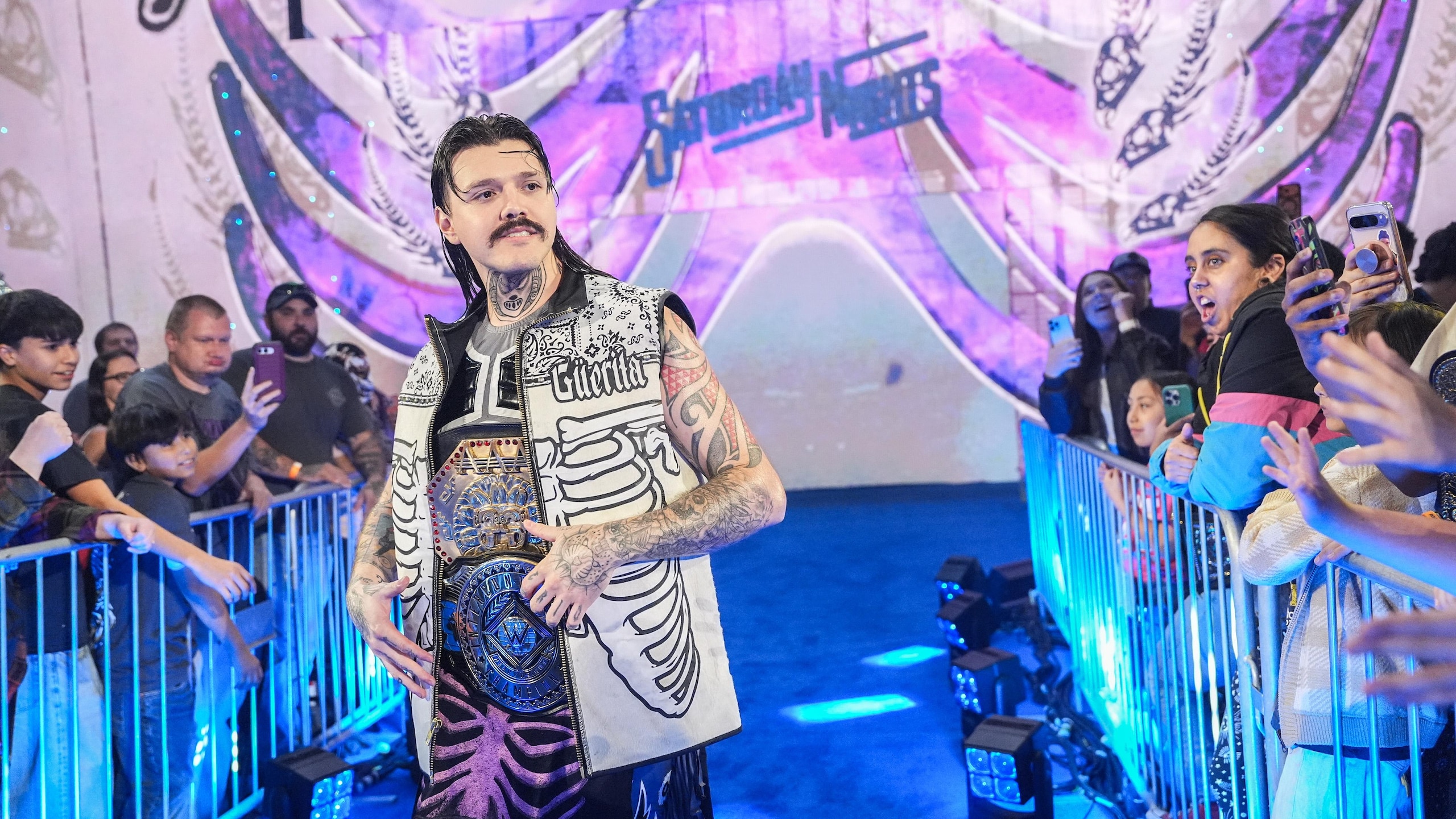 WWE - Saturday Night's Main Event