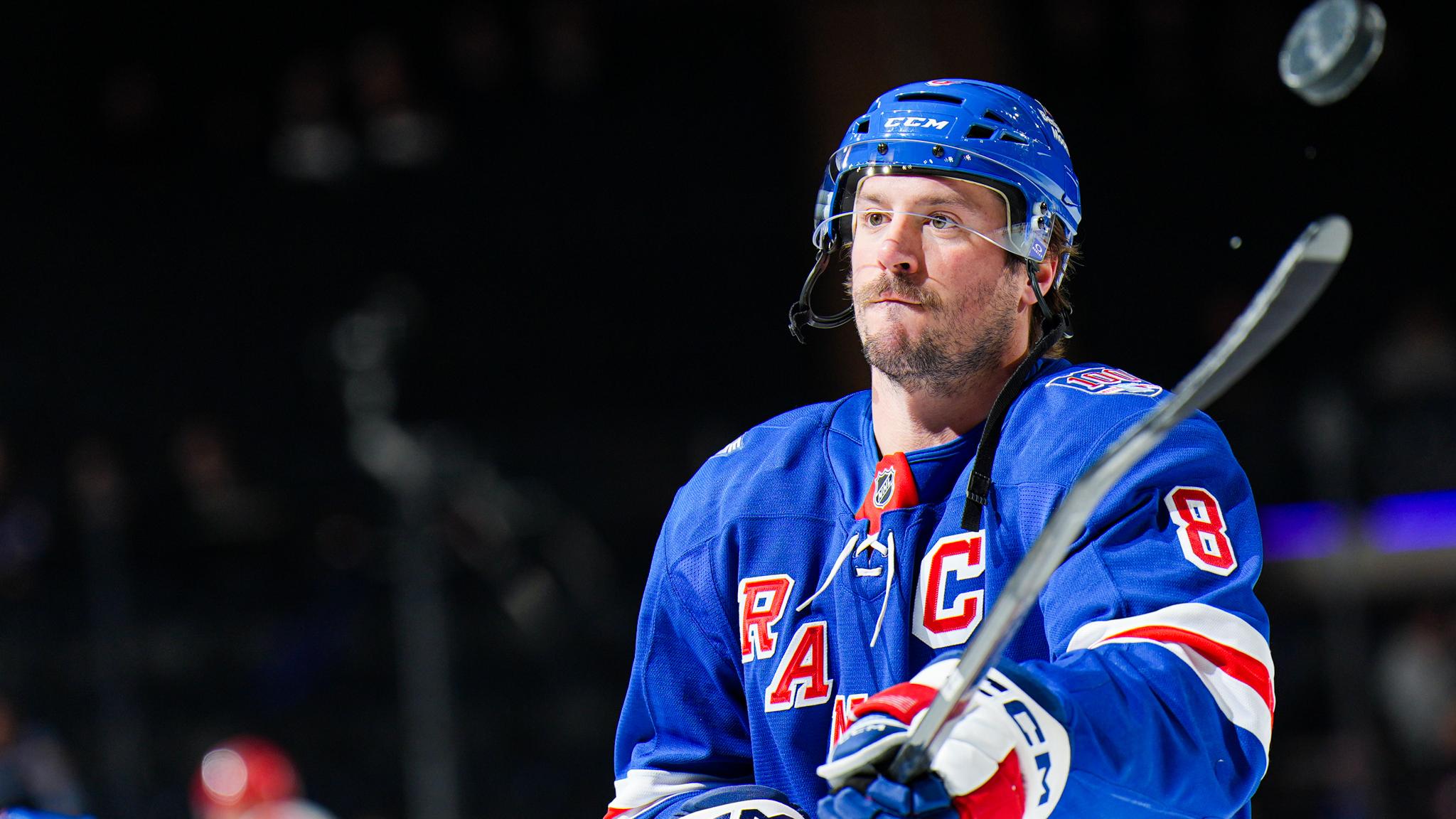 Carolina Hurricanes v New York Rangers